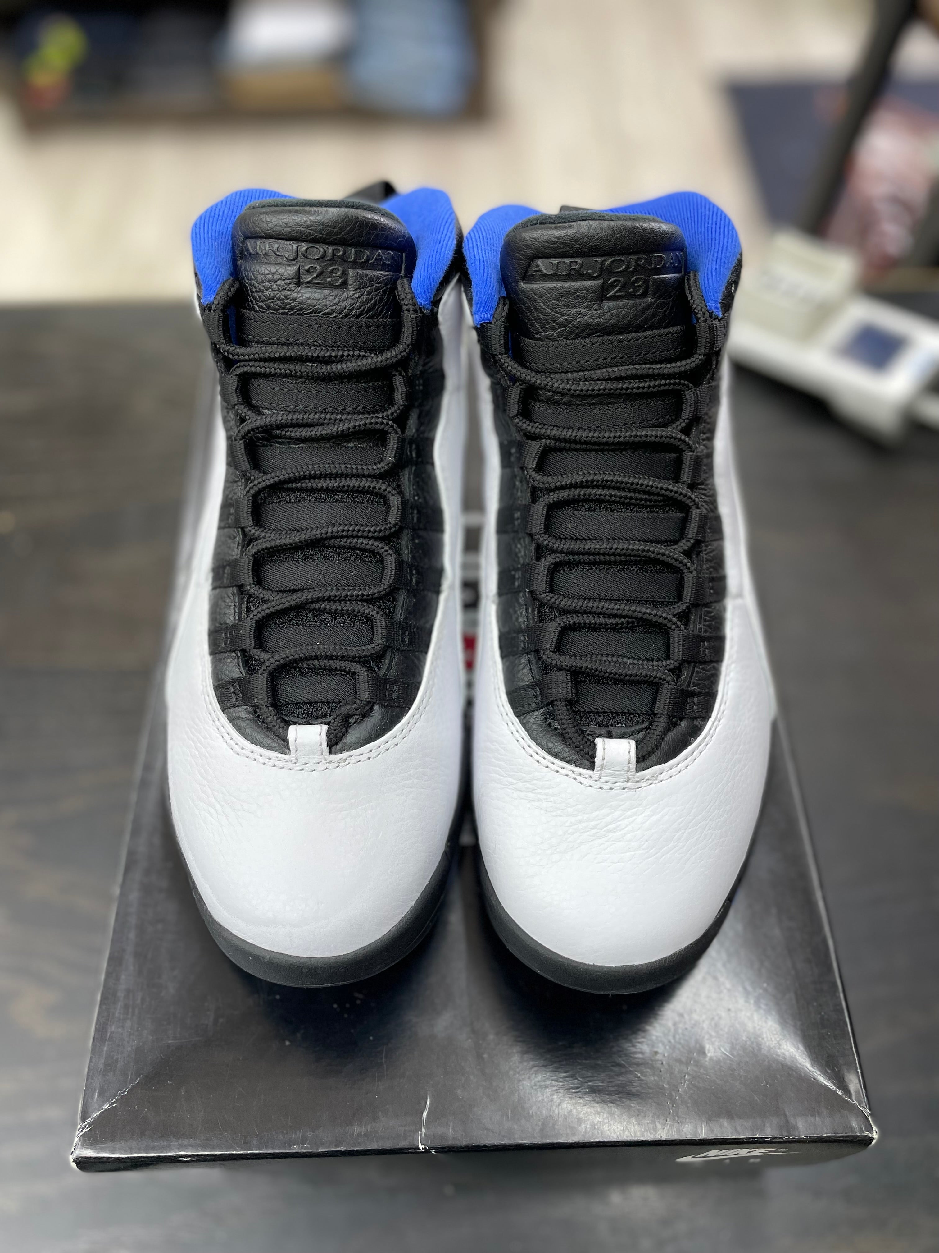 Air Jordan Retro 10 "Orlando" *Size 8.5 Preowned*