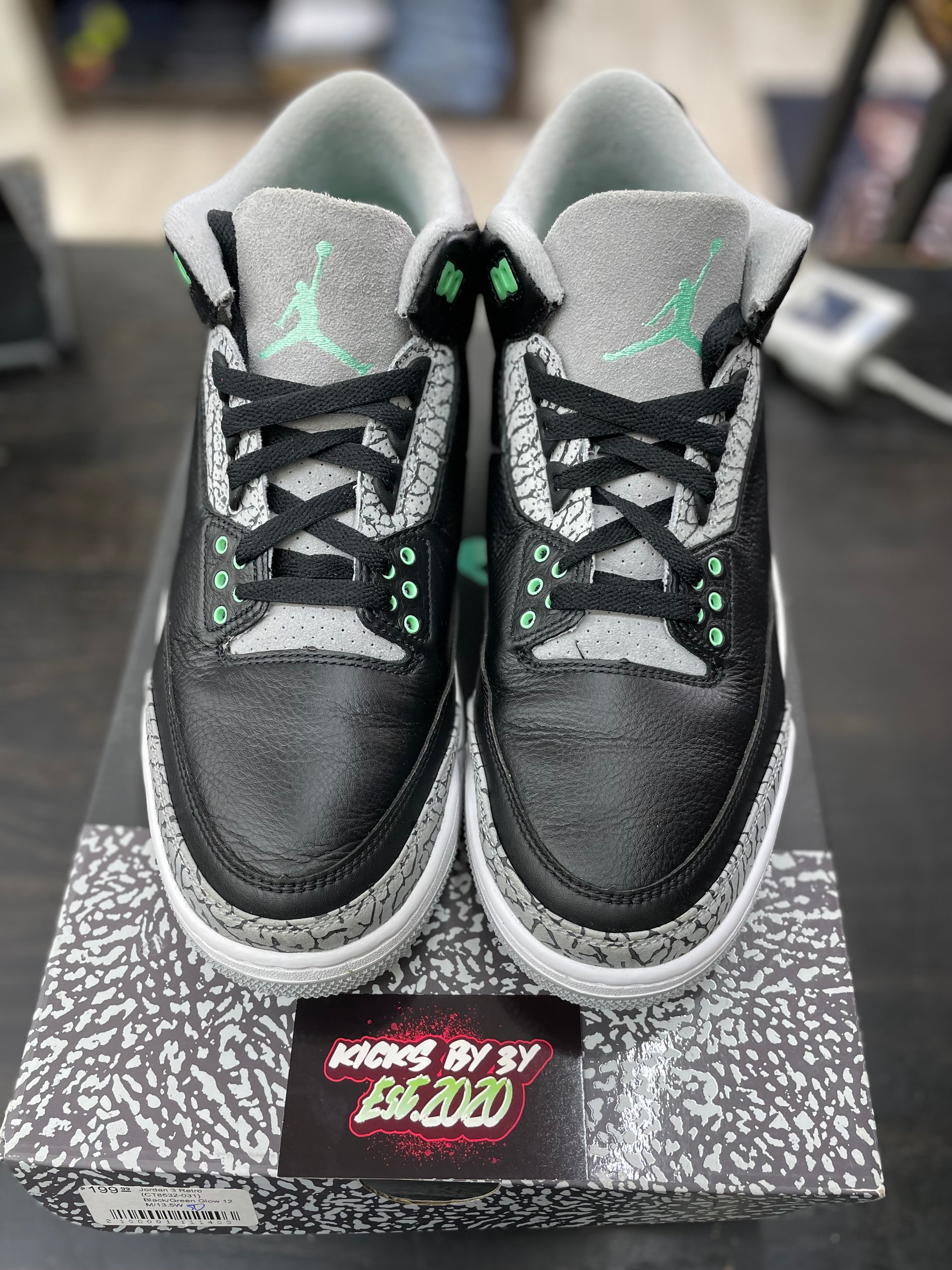 Air Jordan Retro 3 "Green Glow" *Size 12 Preowned*