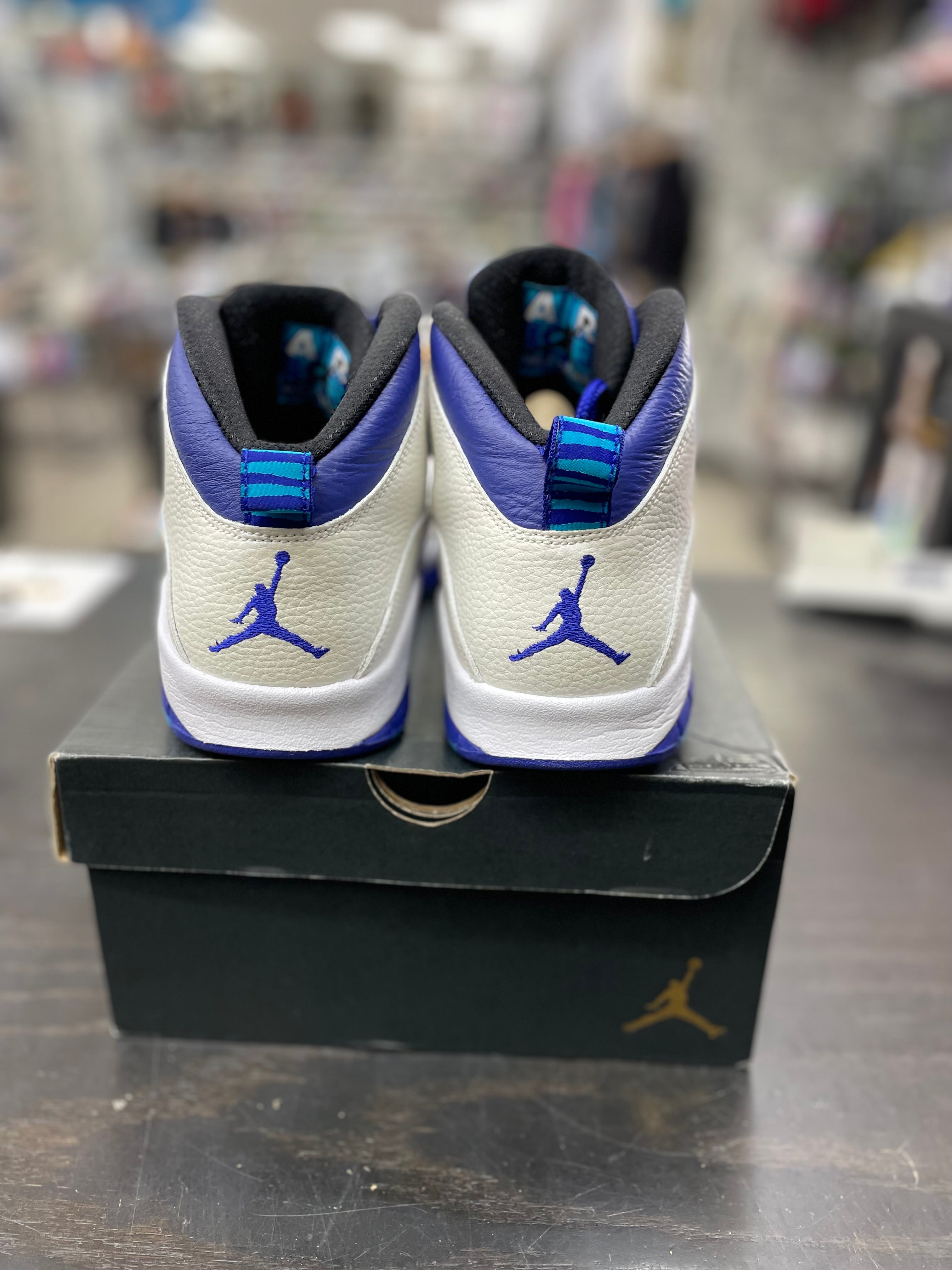 Air Jordan Retro 10 "Charlotte" *Size 8.5 Preowned*