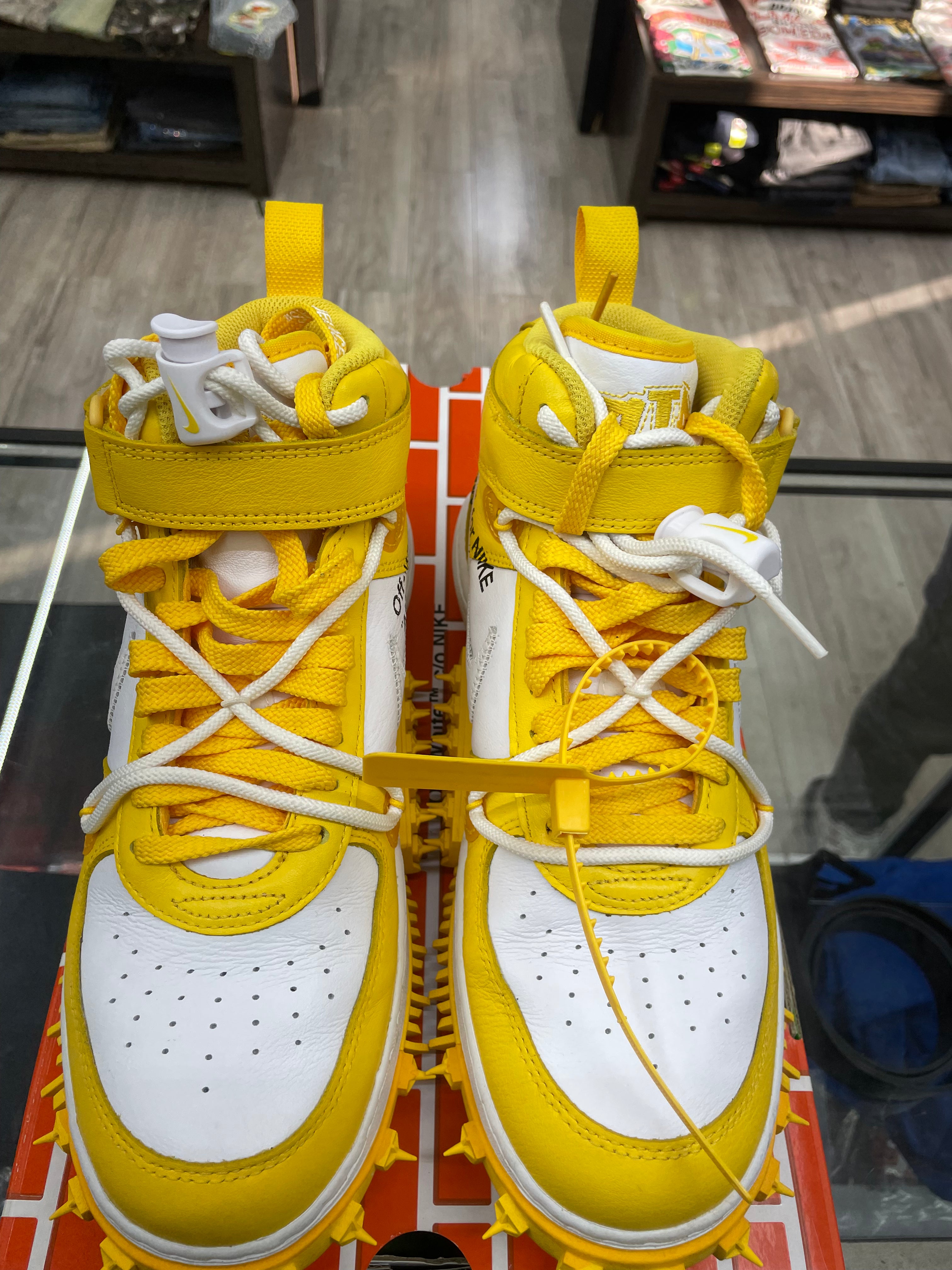 Nike Air Force “Off-White Varsity Maize” *Size 9 Preowned*