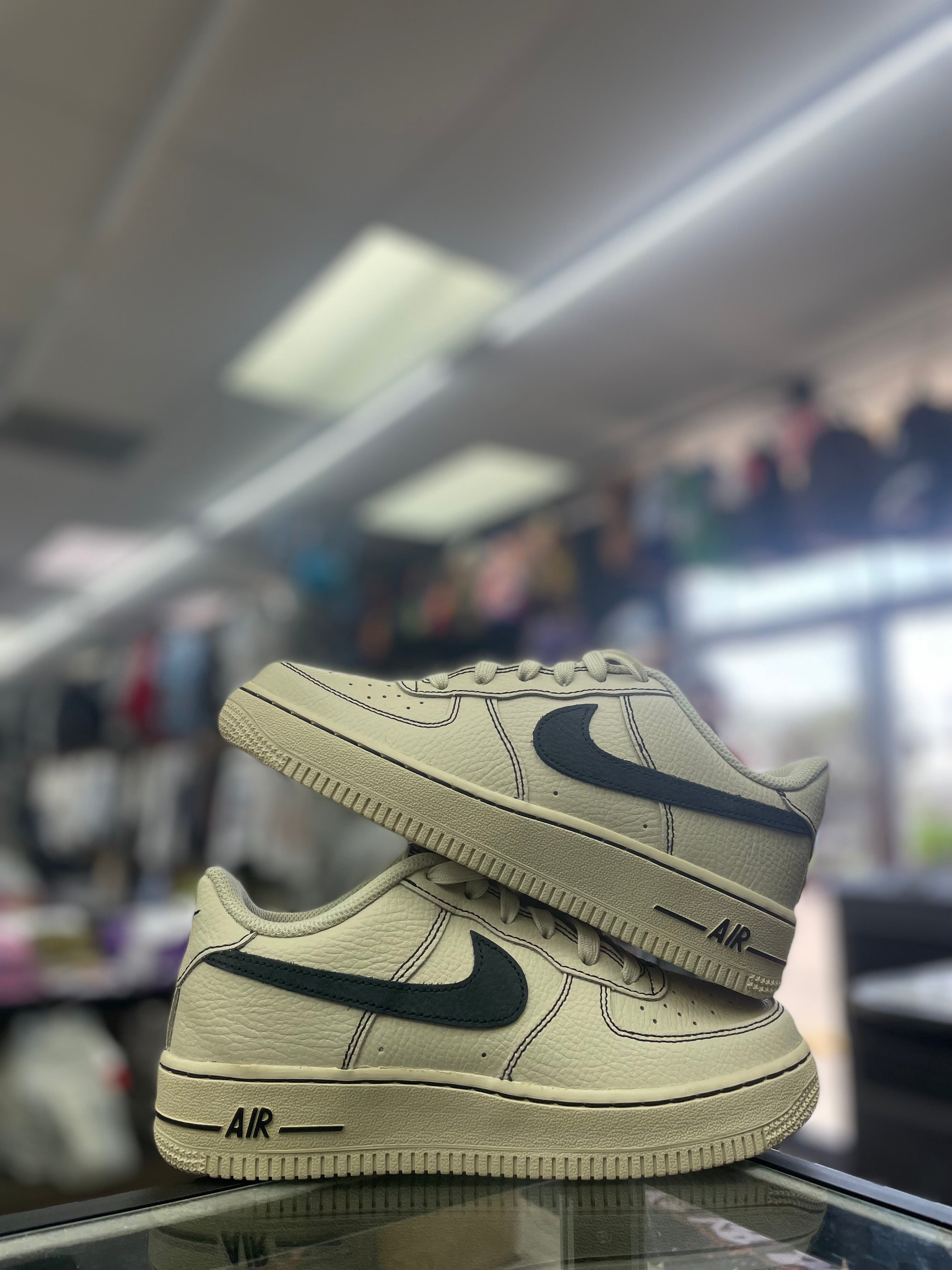 Nike Air Force 1 Low "Khaki/Black"  (GS) (HJ4563-200)