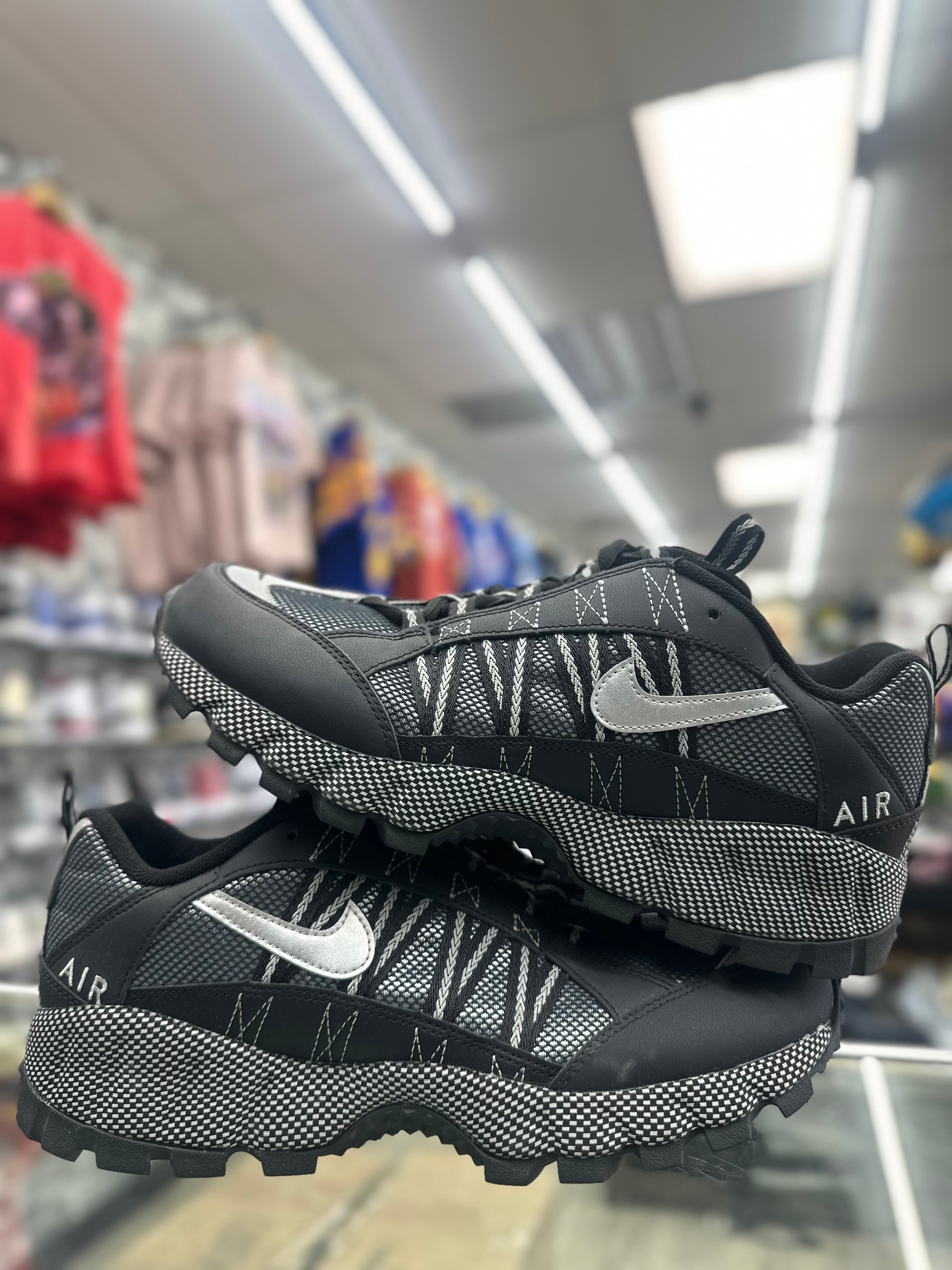 Nike Air Humara QS "Black Metallic Silver"