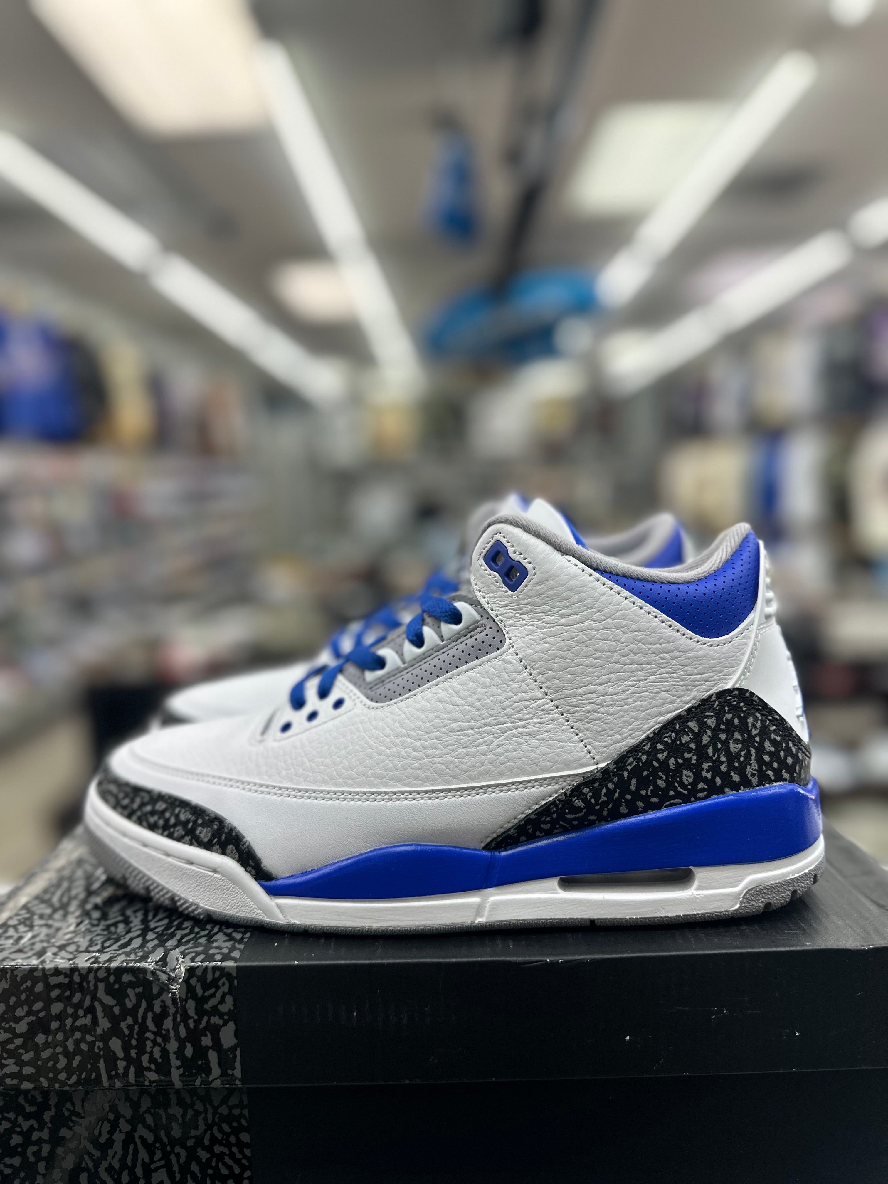 Air Jordan Retro 3 "Racer Blue" *Size 9.5 Preowned*