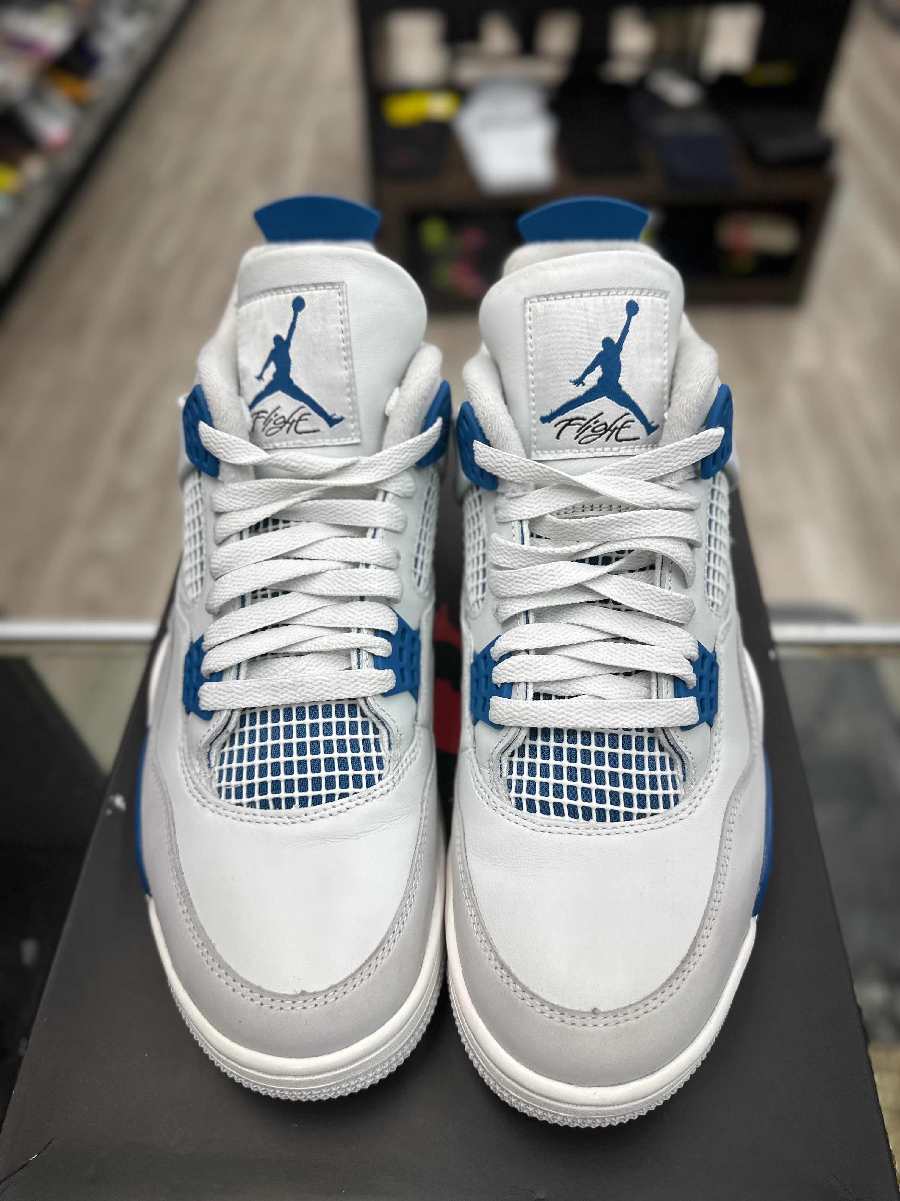 Air Jordan Retro 4 "Military Blue" *Size 9.5 Preowned* WORN ONE TIME