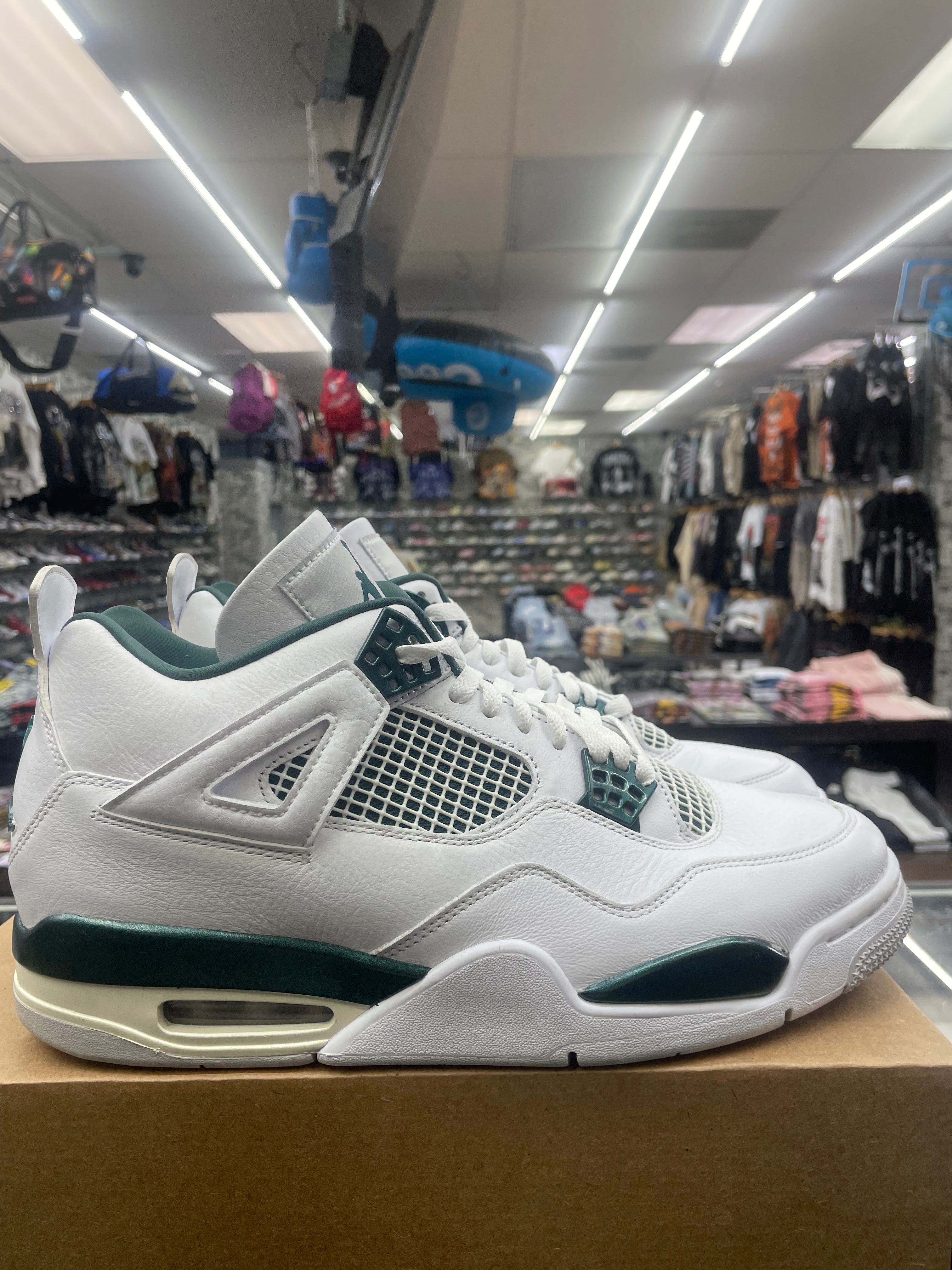 Air Jordan Retro 4 “Oxidized Green” *Size 12 Preowned* (FQ8138-103)
