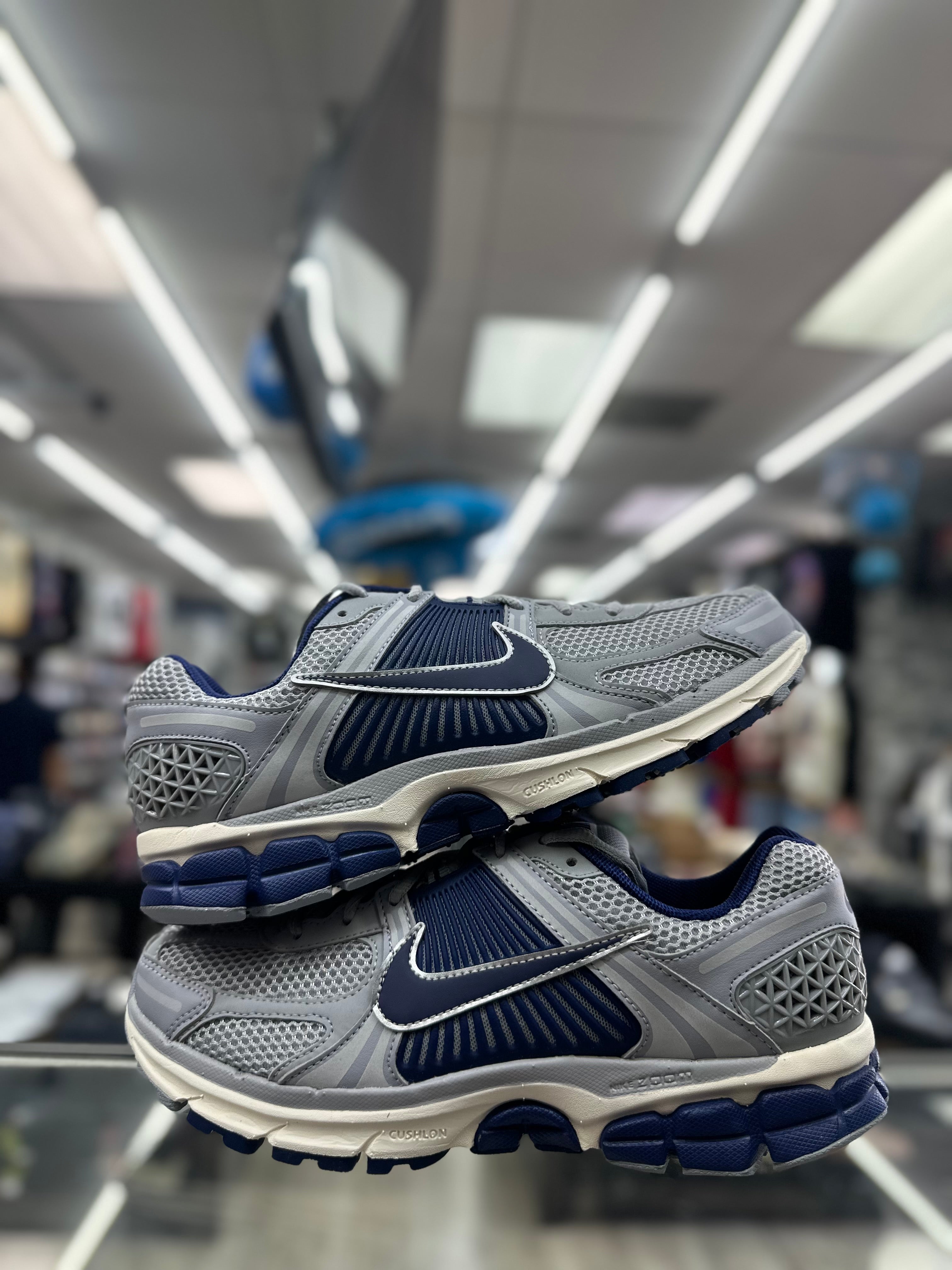 Nike Zoom Vomero 5 "Vast Grey/Blue Void"