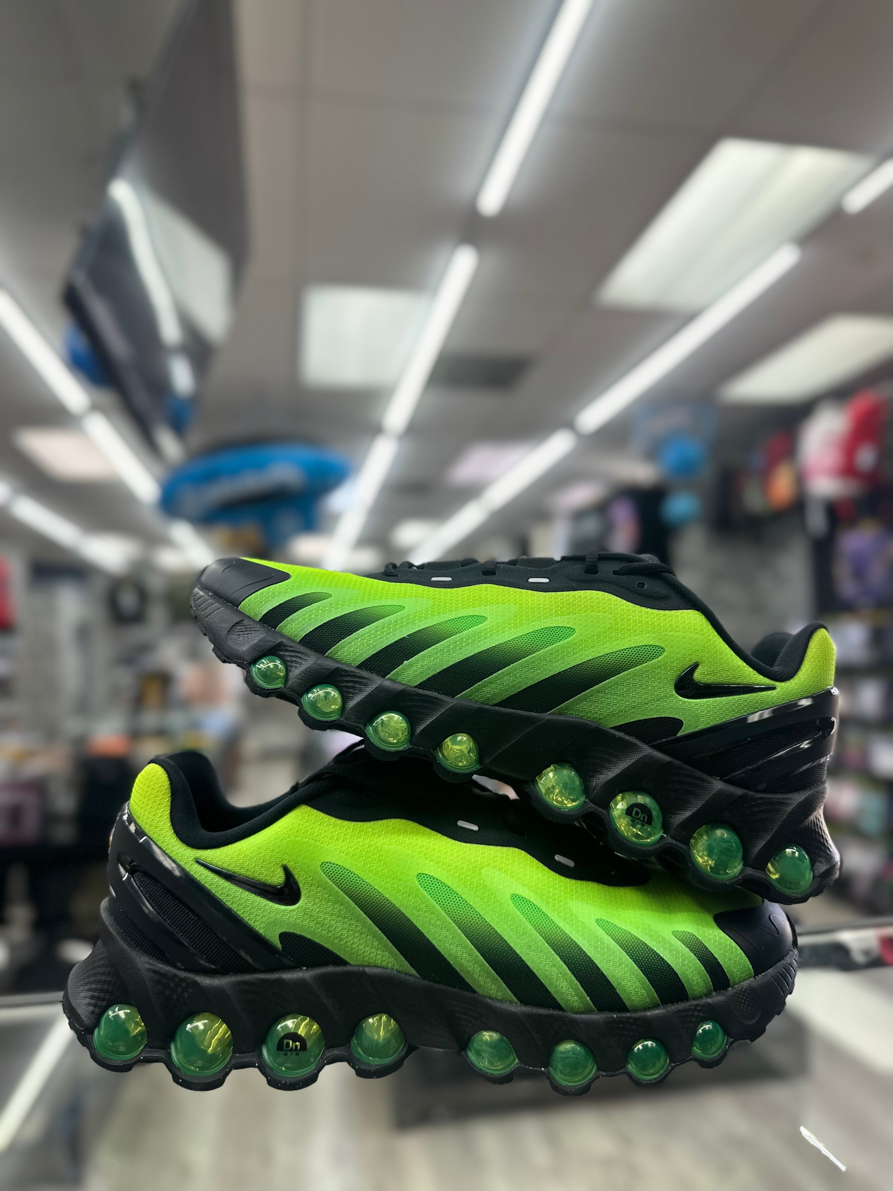 Nike Air Max DN8 AMD "Black/Green Strike"