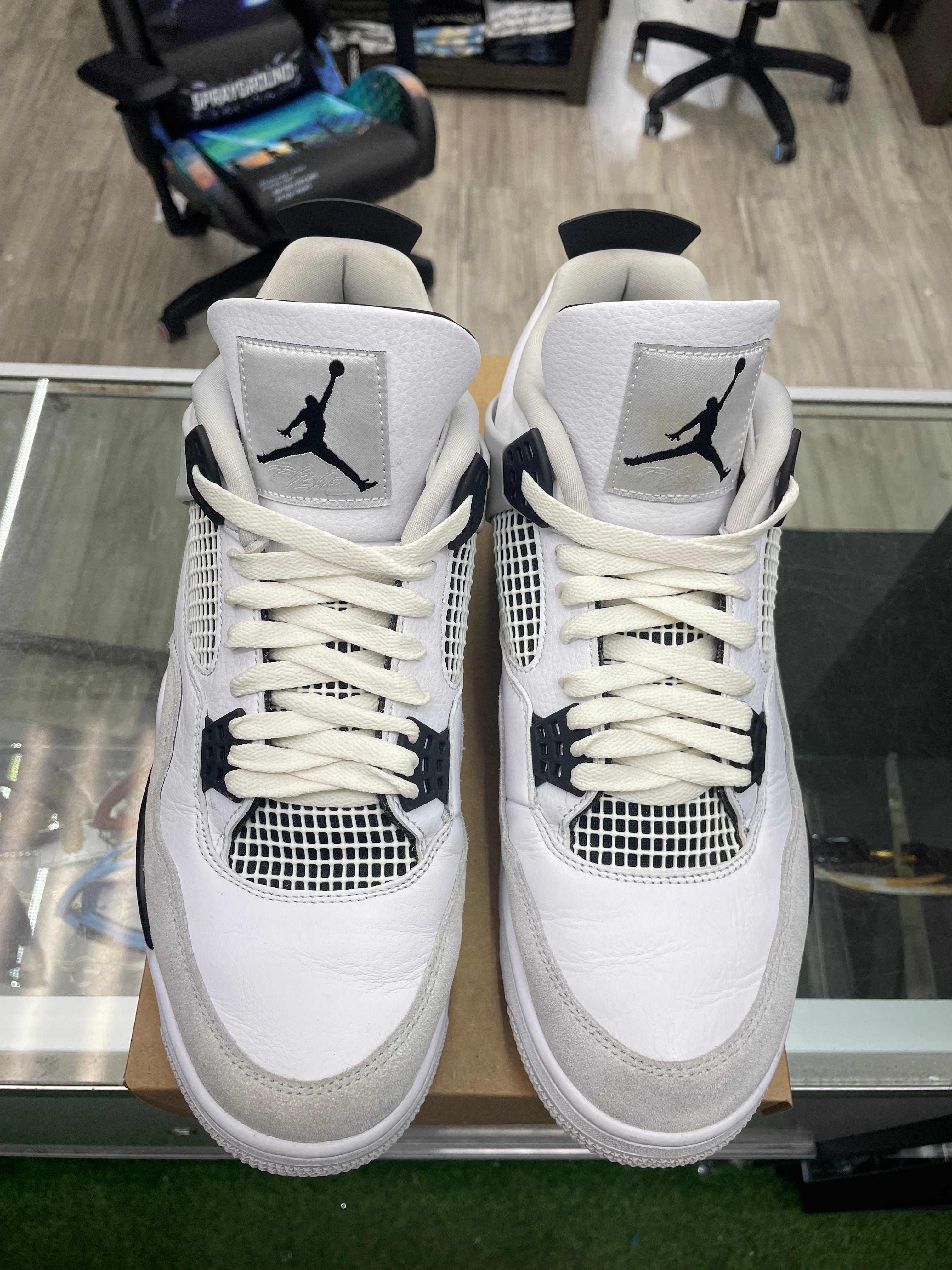 Air Jordan Retro 4 “Military Black” *Size 12 Preowned* (DH6927-111)