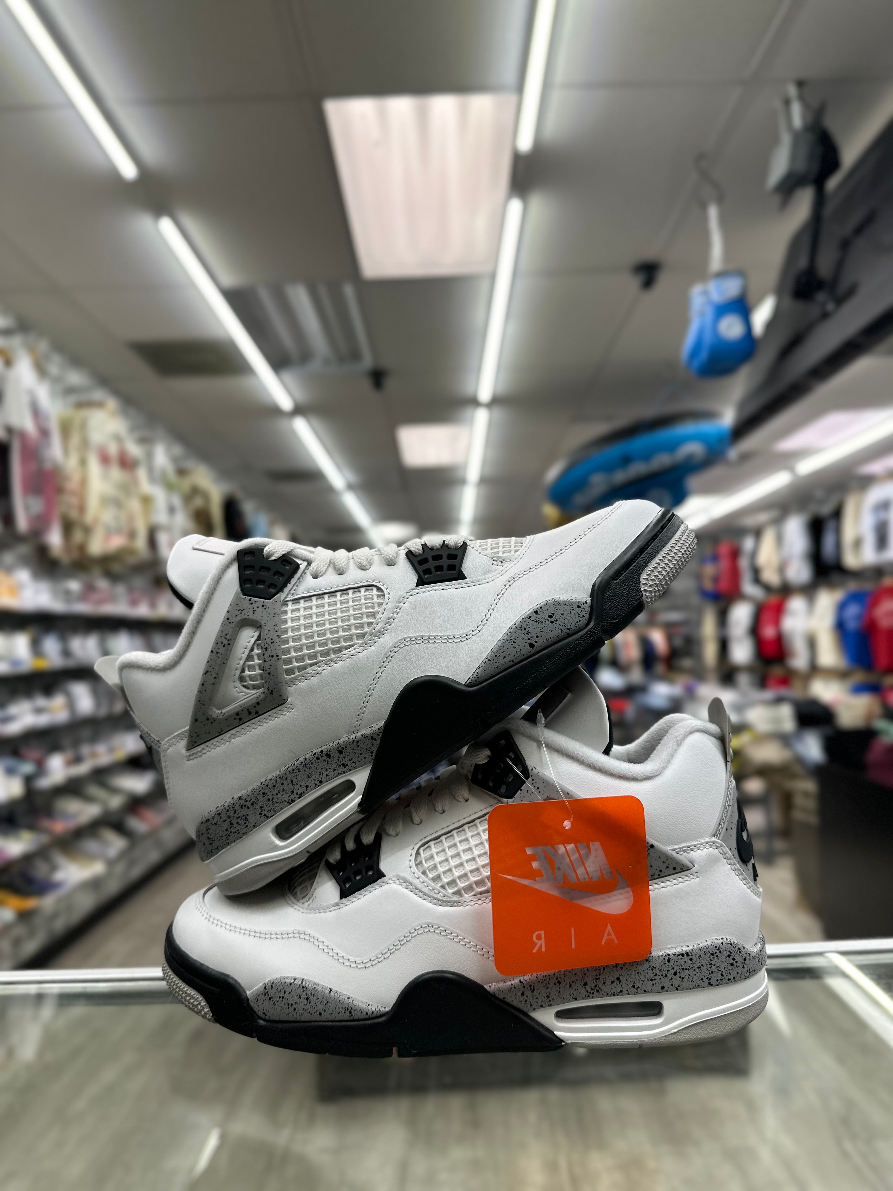 Air Jordan Retro 4 "White Cement" OG 2025 Release