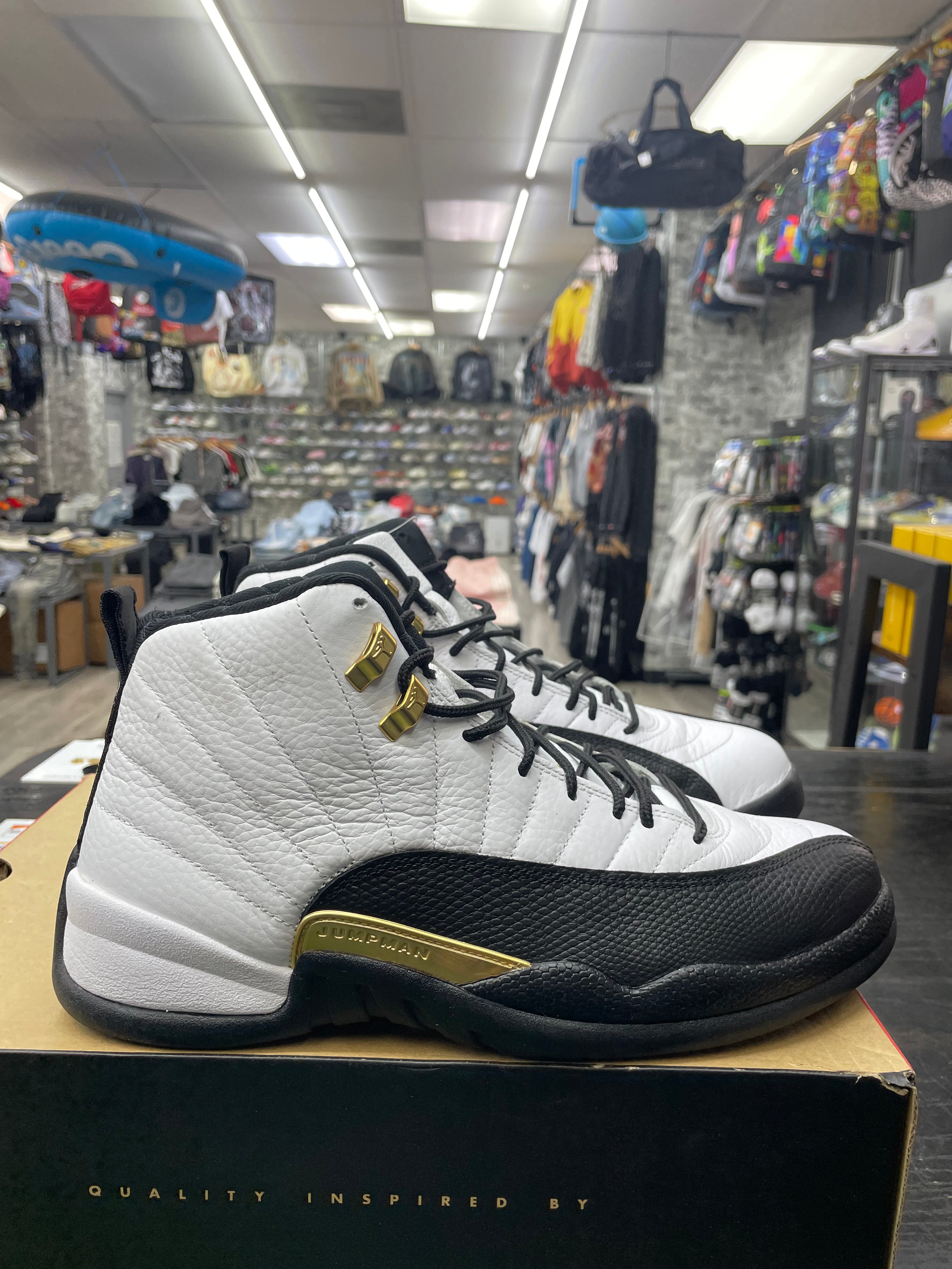 Air Jordan Retro 12 "Royalty Taxi" *Size 11.5 Preowned*