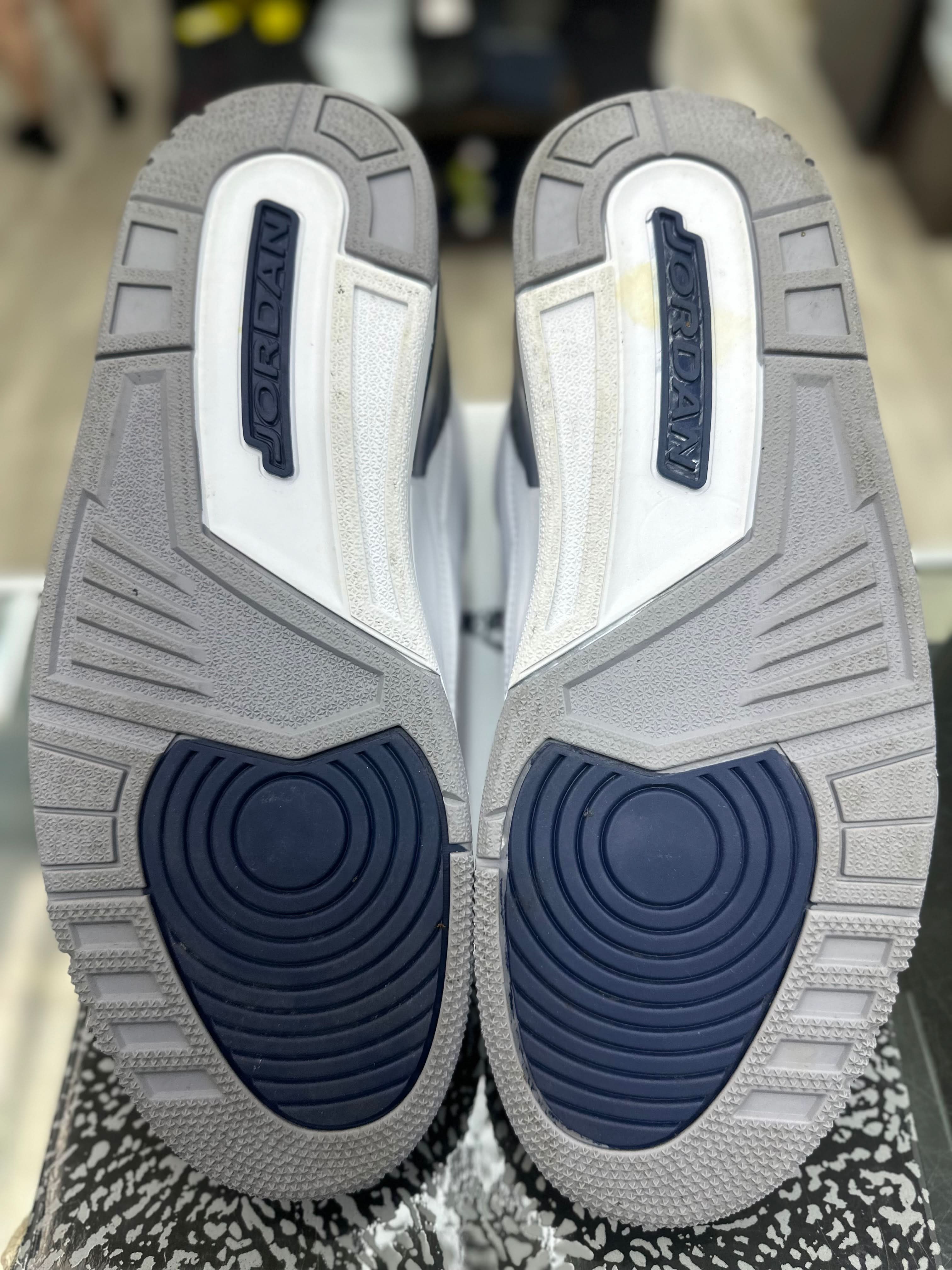 Air Jordan Retro 3 “Midnight Navy” *Size 10 Preowned*