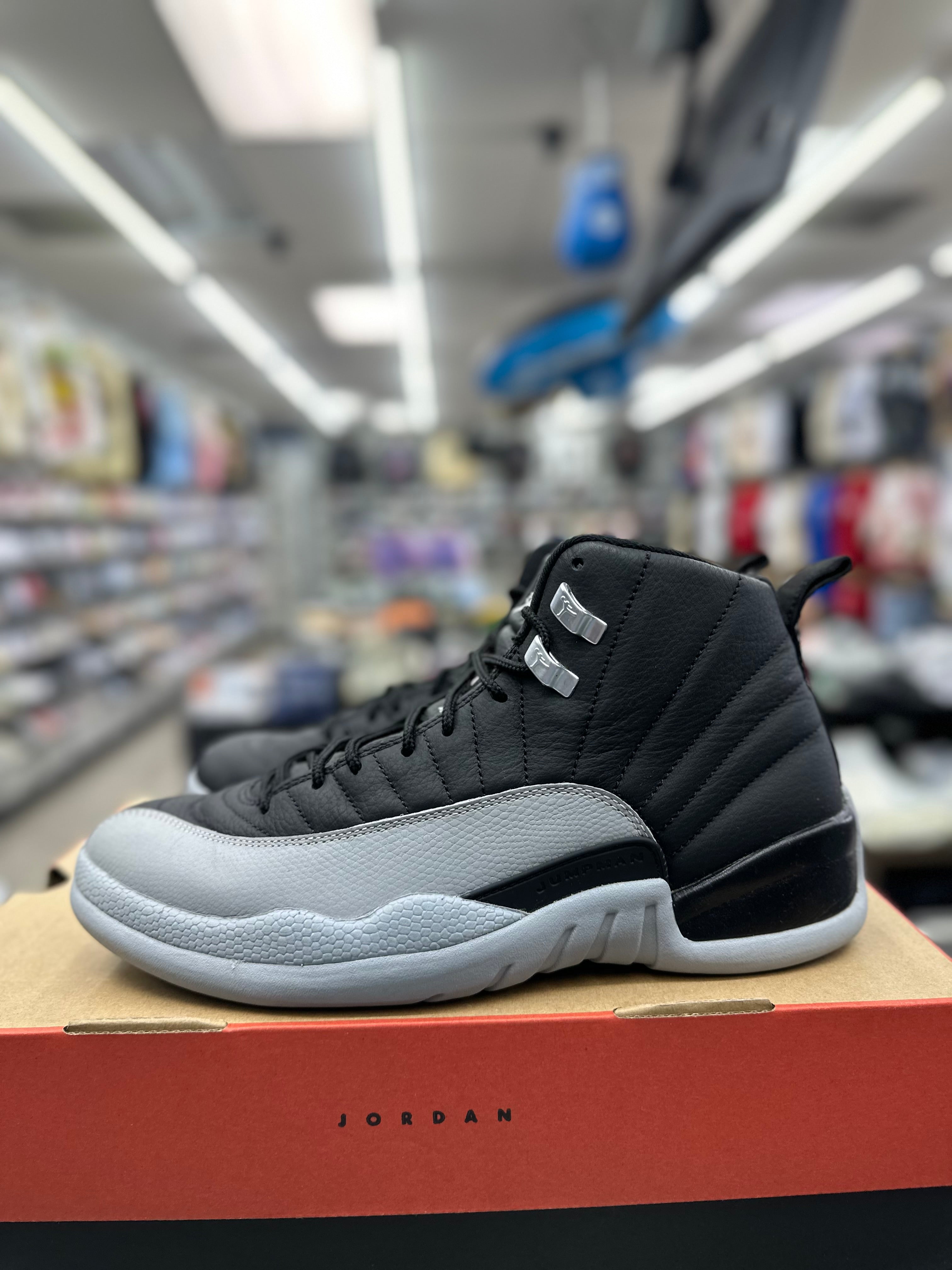 Air Jordan Retro 12 “Barons" *Size 8.5 Preowned*