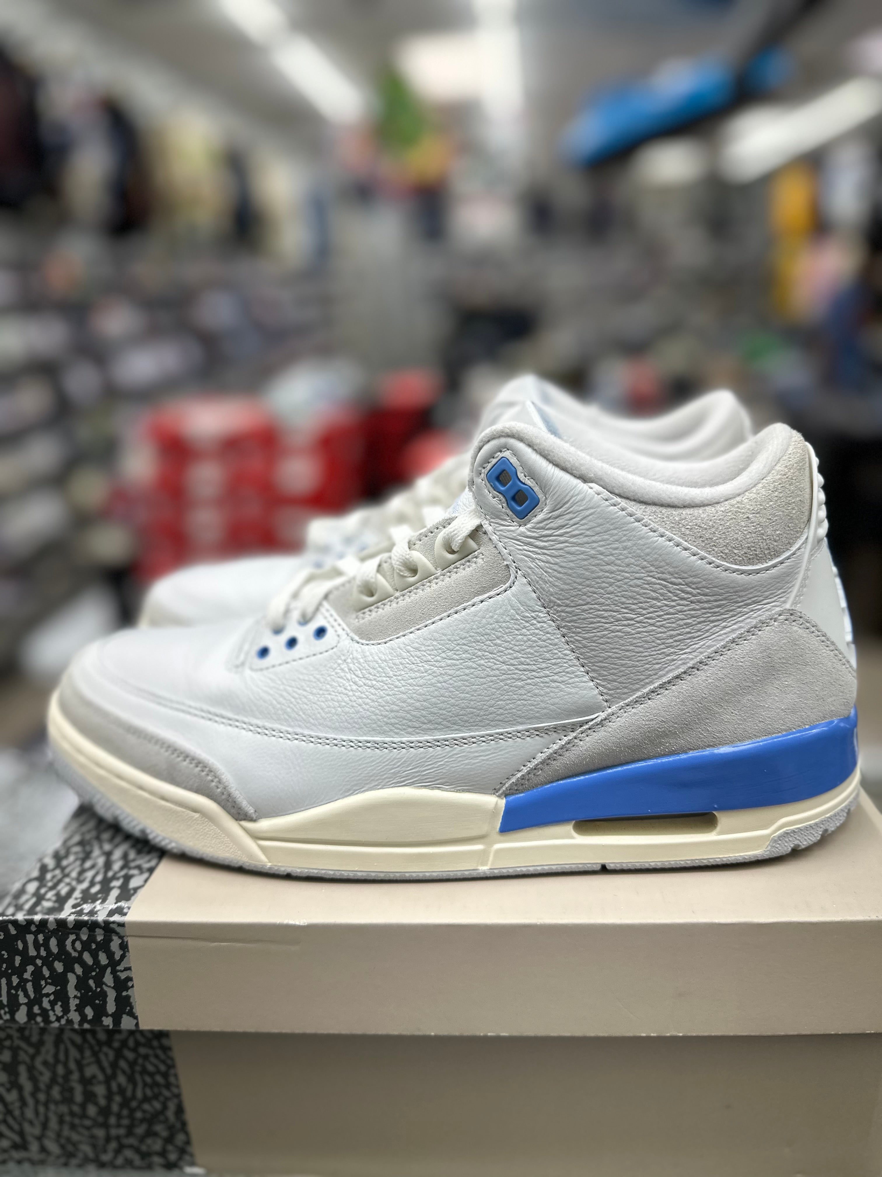Air Jordan Retro 3 "LUCKY SHORTS" * SIZE 11.5 PREOWNED*