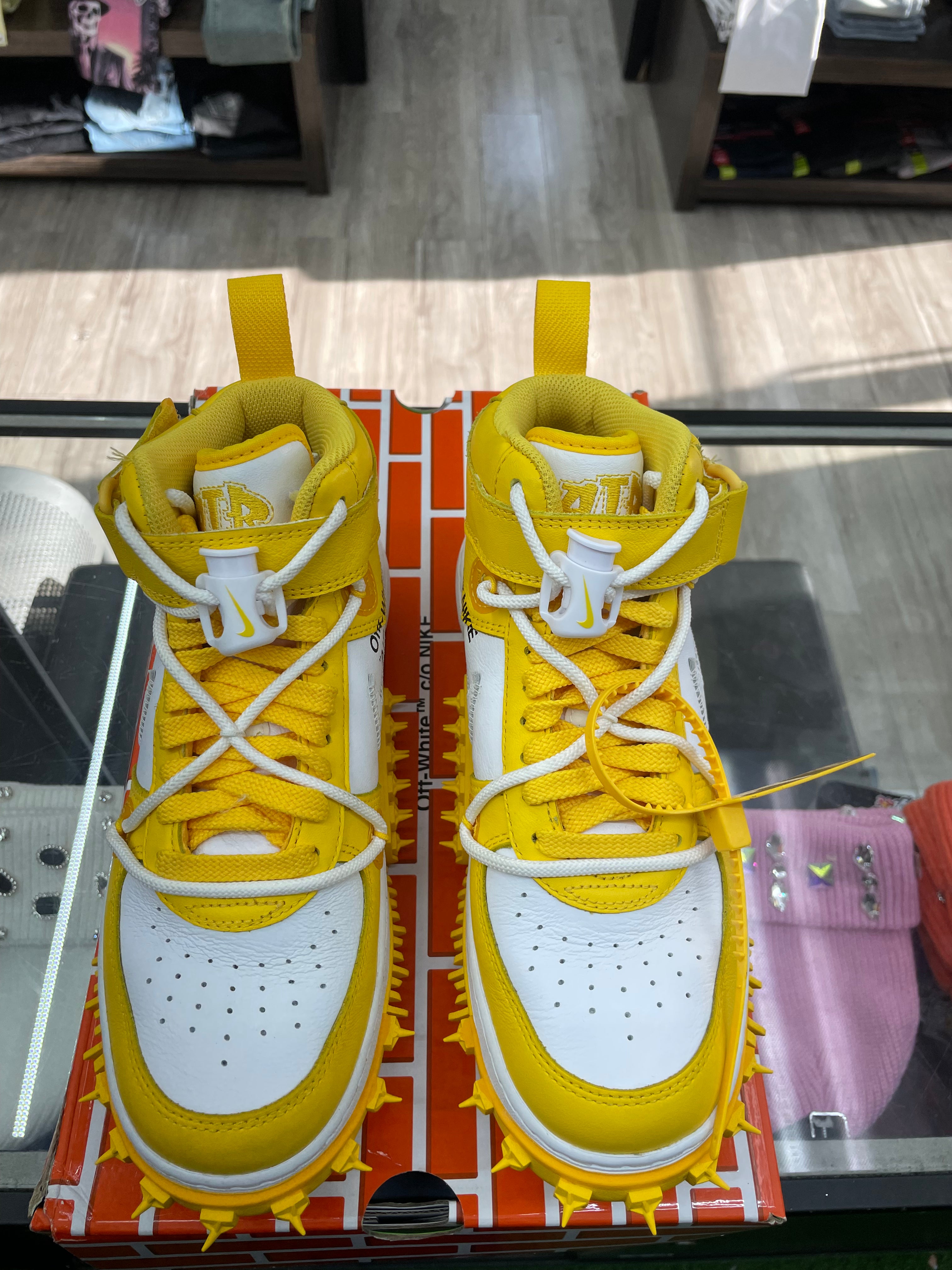 Nike Air Force 1 Low “Off-White Varsity Maize” *Size 6.5 Preowned*