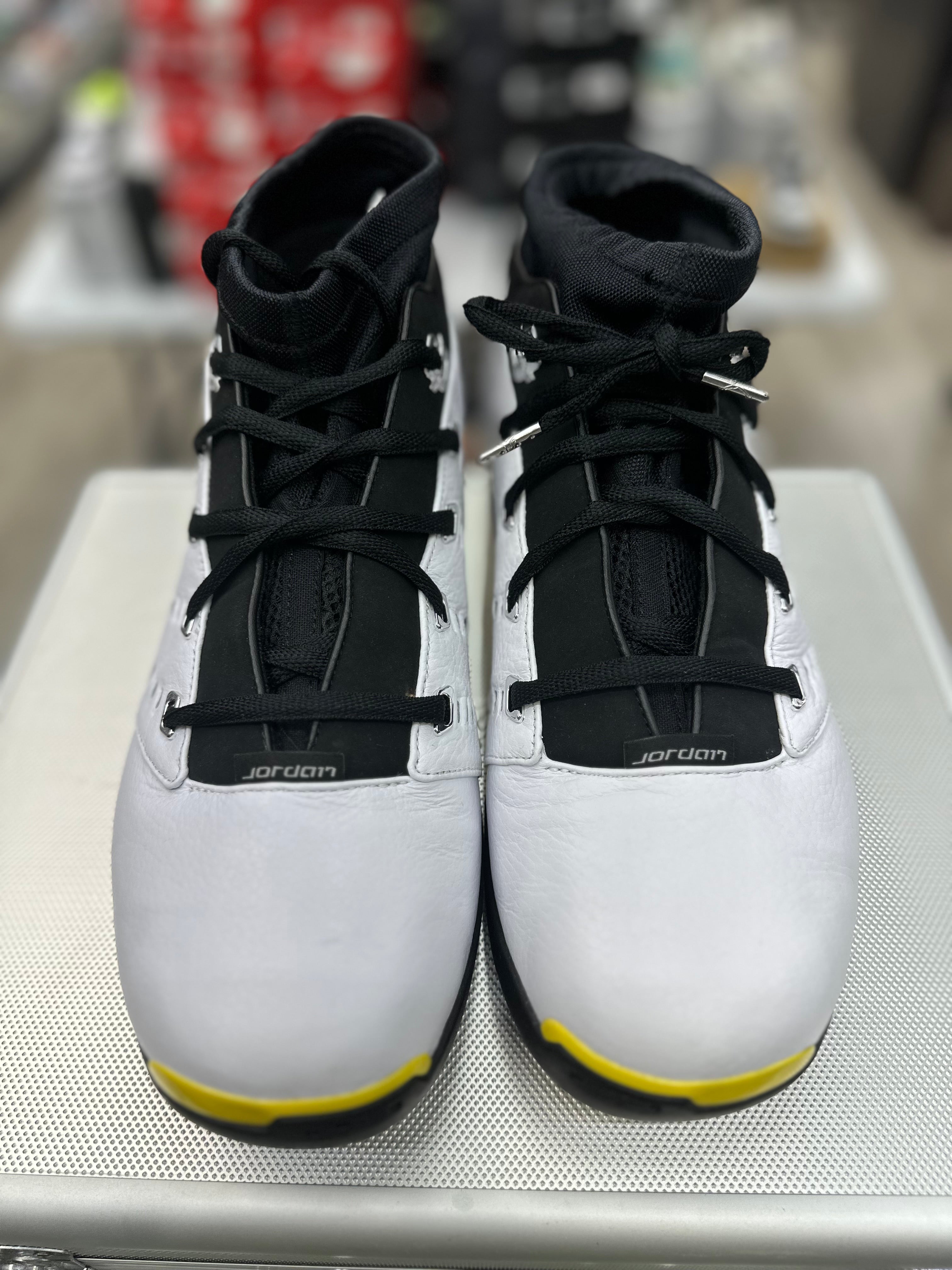 Air Jordan Retro 17 "Lightning" *Size 13 Preowned*