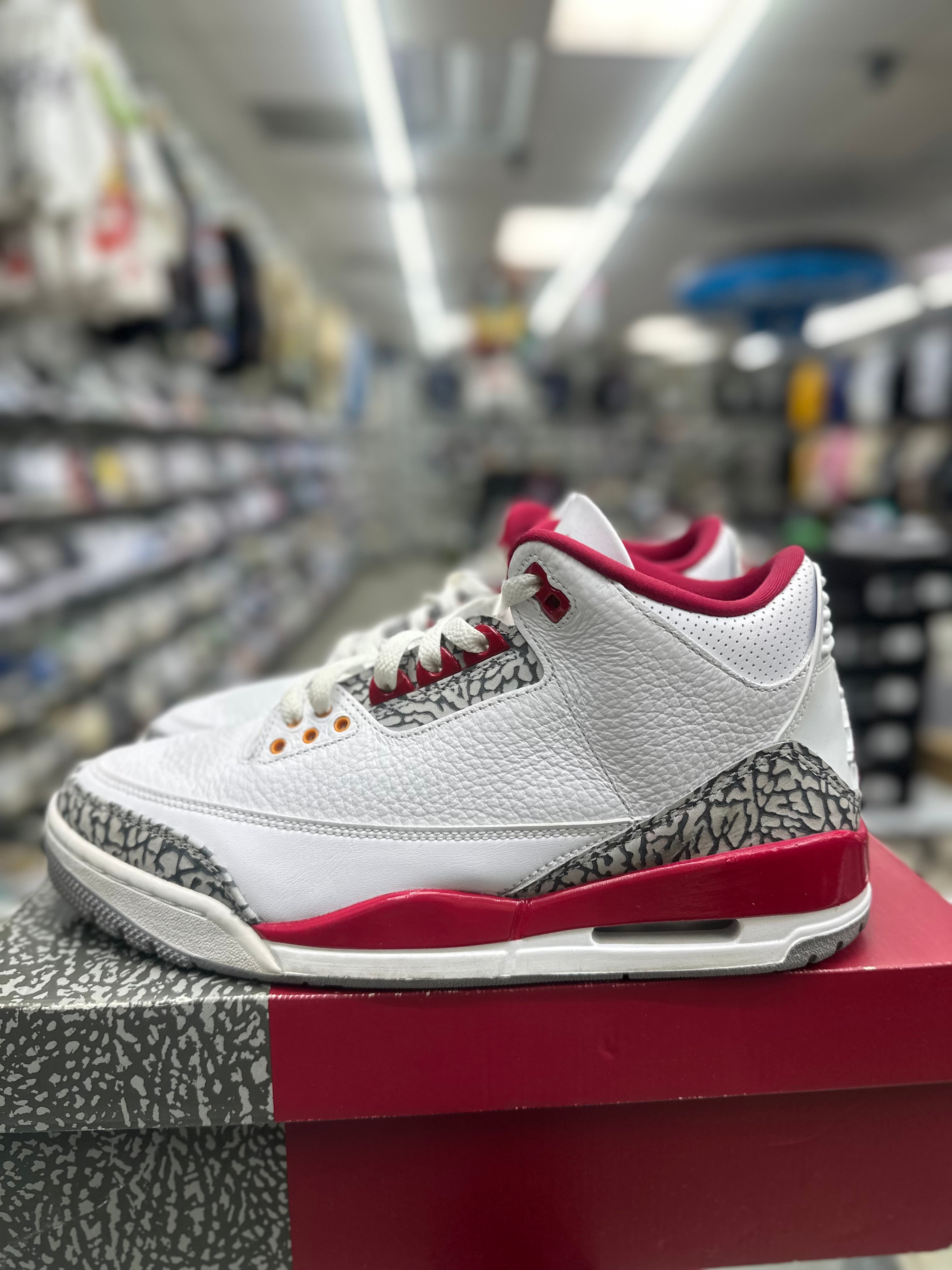 Air Jordan Retro 3  “Cardinal” *Size 9.5 Preowned*