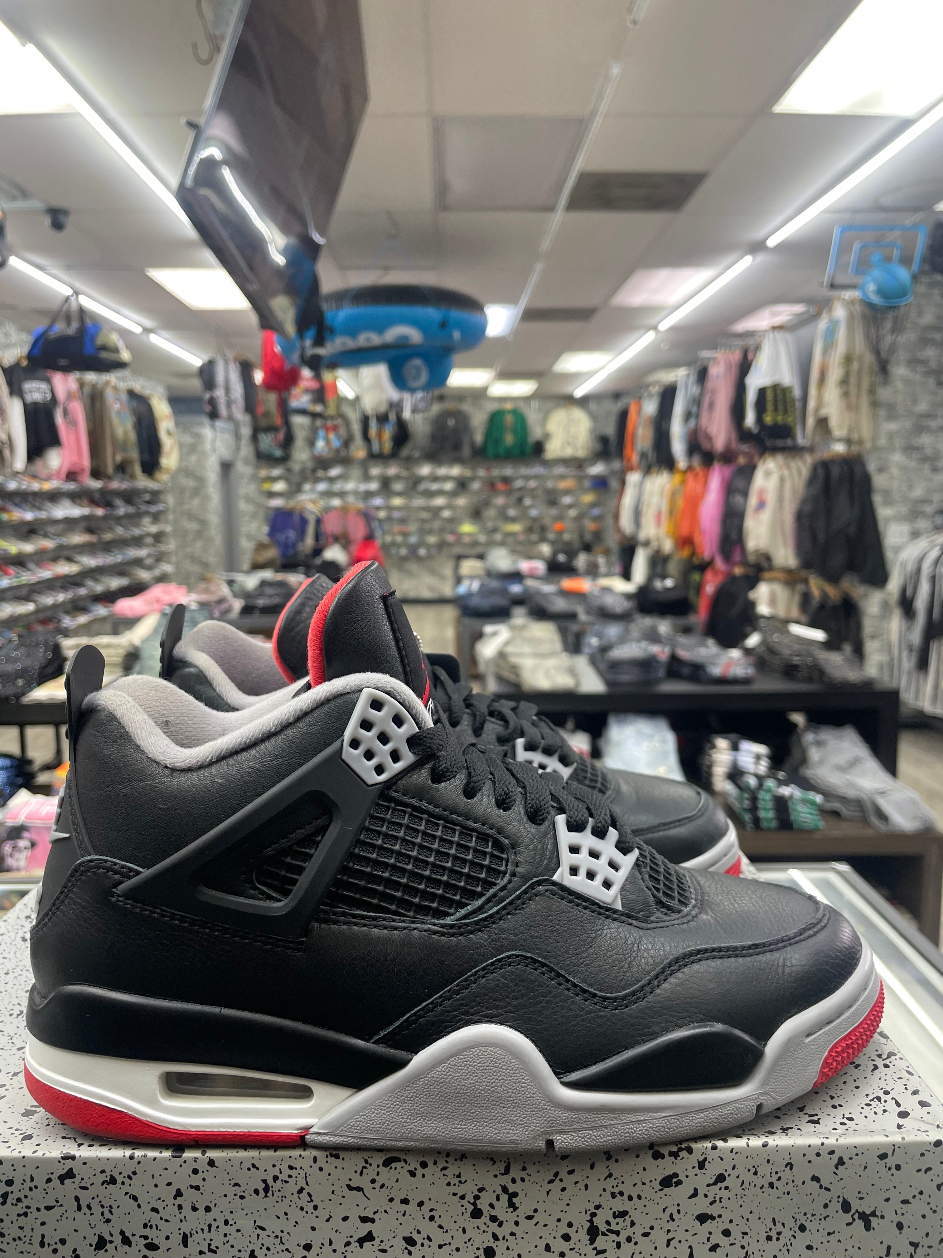 Air Jordan Retro 4 “Bred Reimagined” *Size 7.5 Preowned*