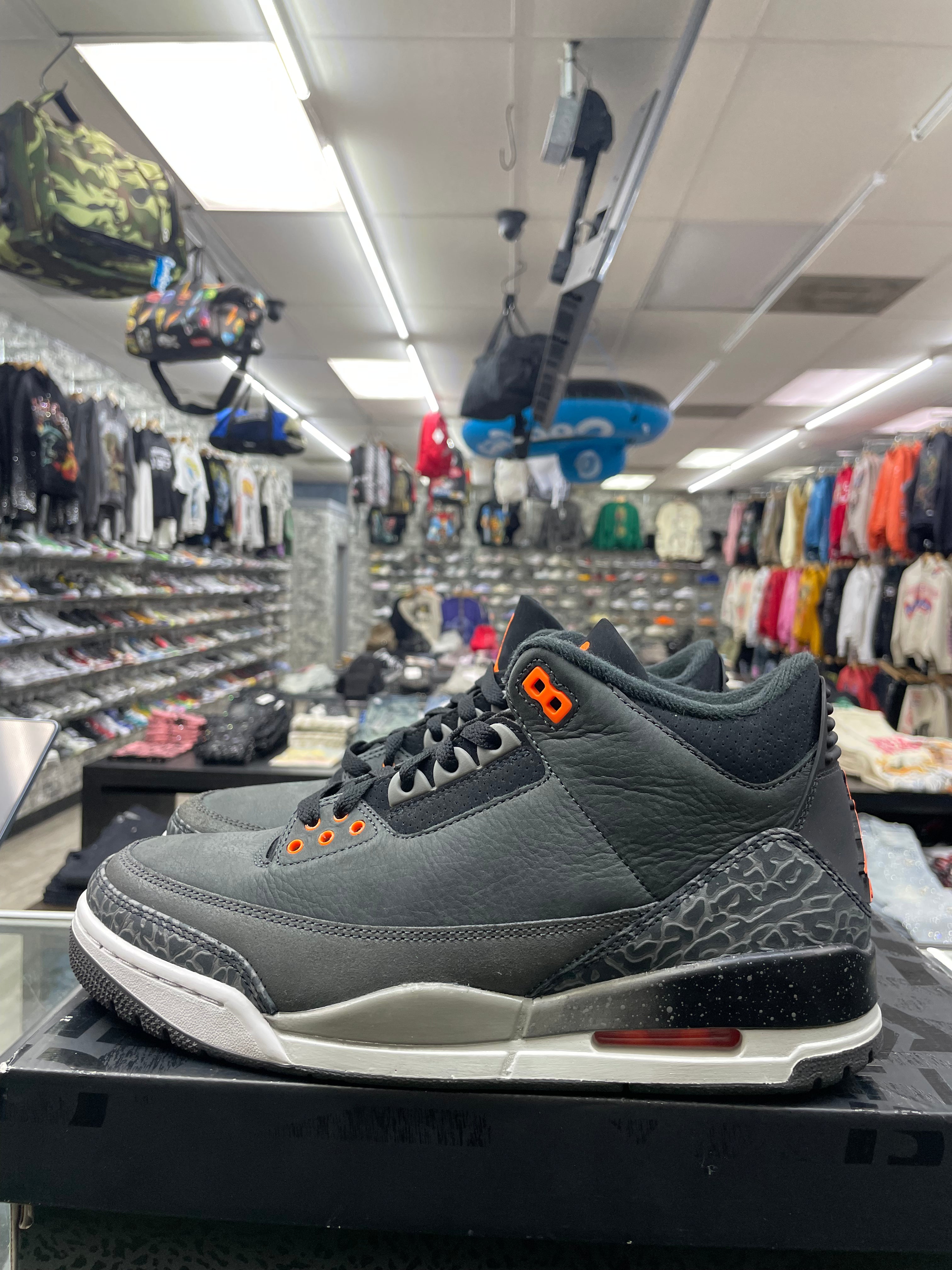Air Jordan Retro 3 “Fear Pack” *Size 9 Preowned*