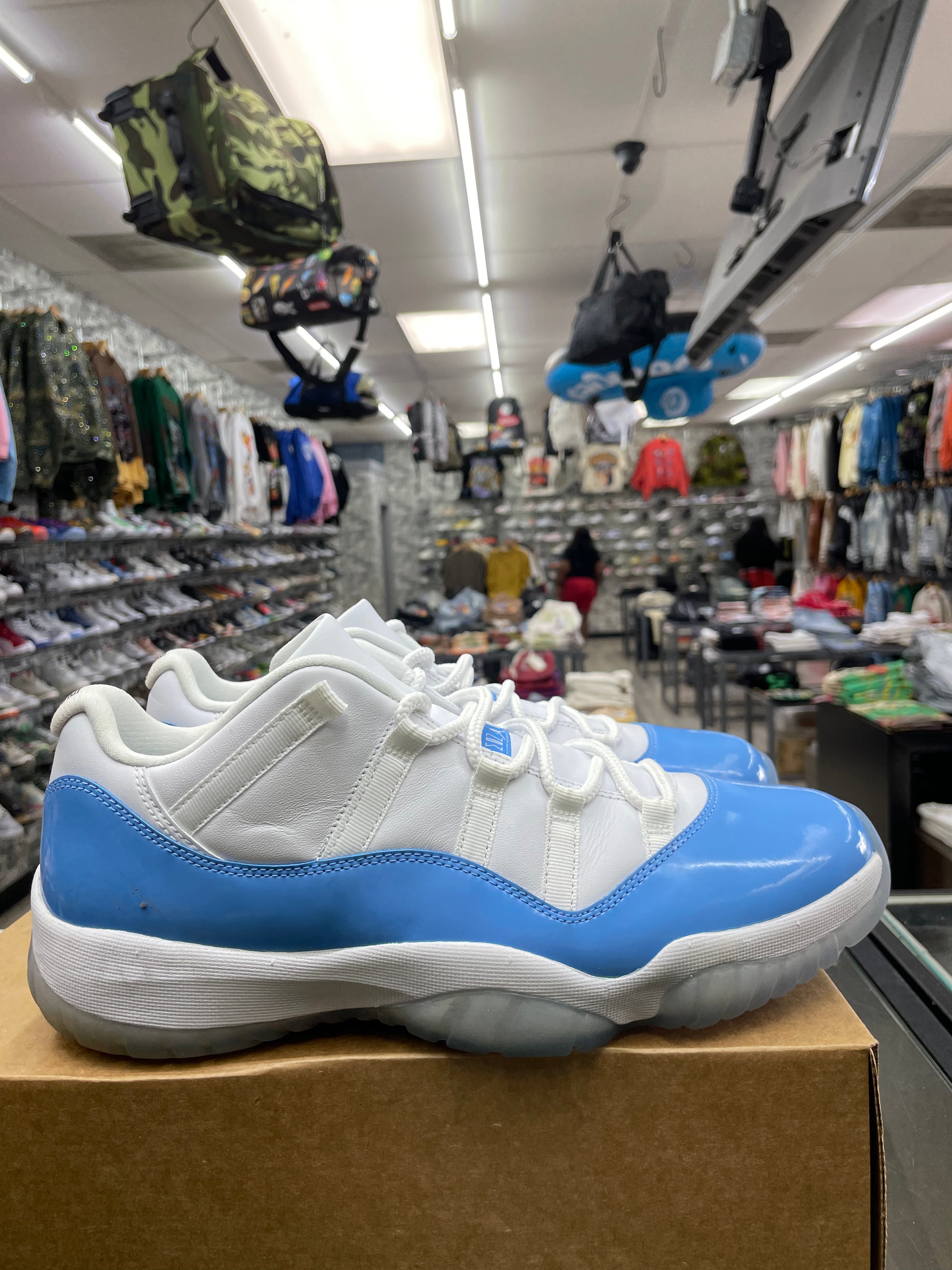 Air Jordan Retro 11 Low “University Blue” *Size 12 Preowned*