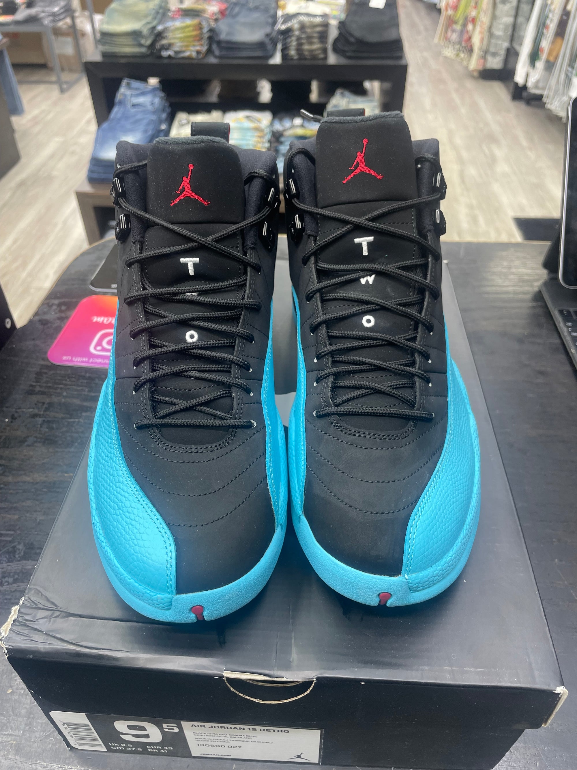 Air Jordan Retro 12 “Gamma Blue” *Size 9.5 Preowned* (130690-027)