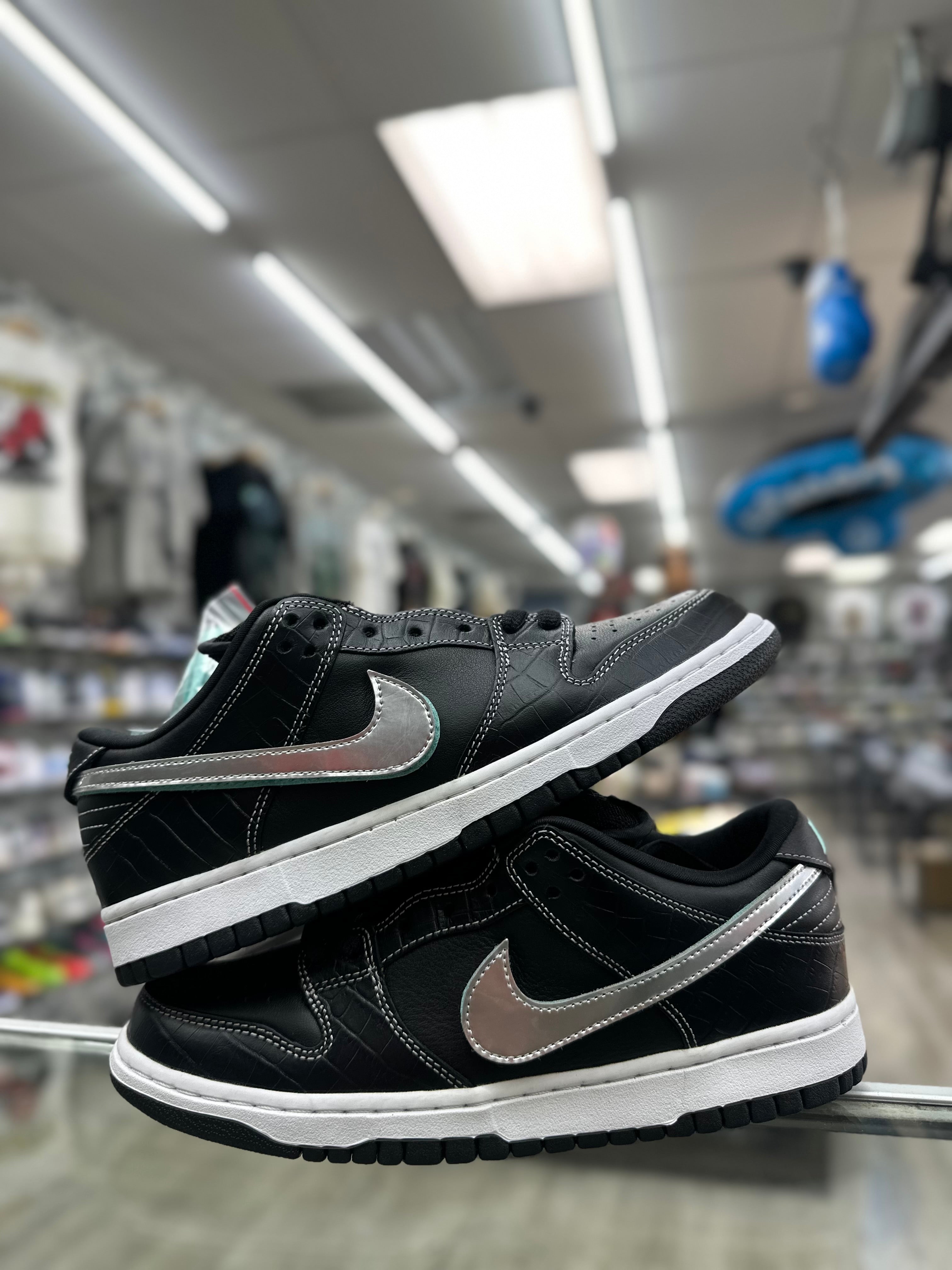 Nike  Dunk Low SB “Diamond Supply Co" Black Diamond
