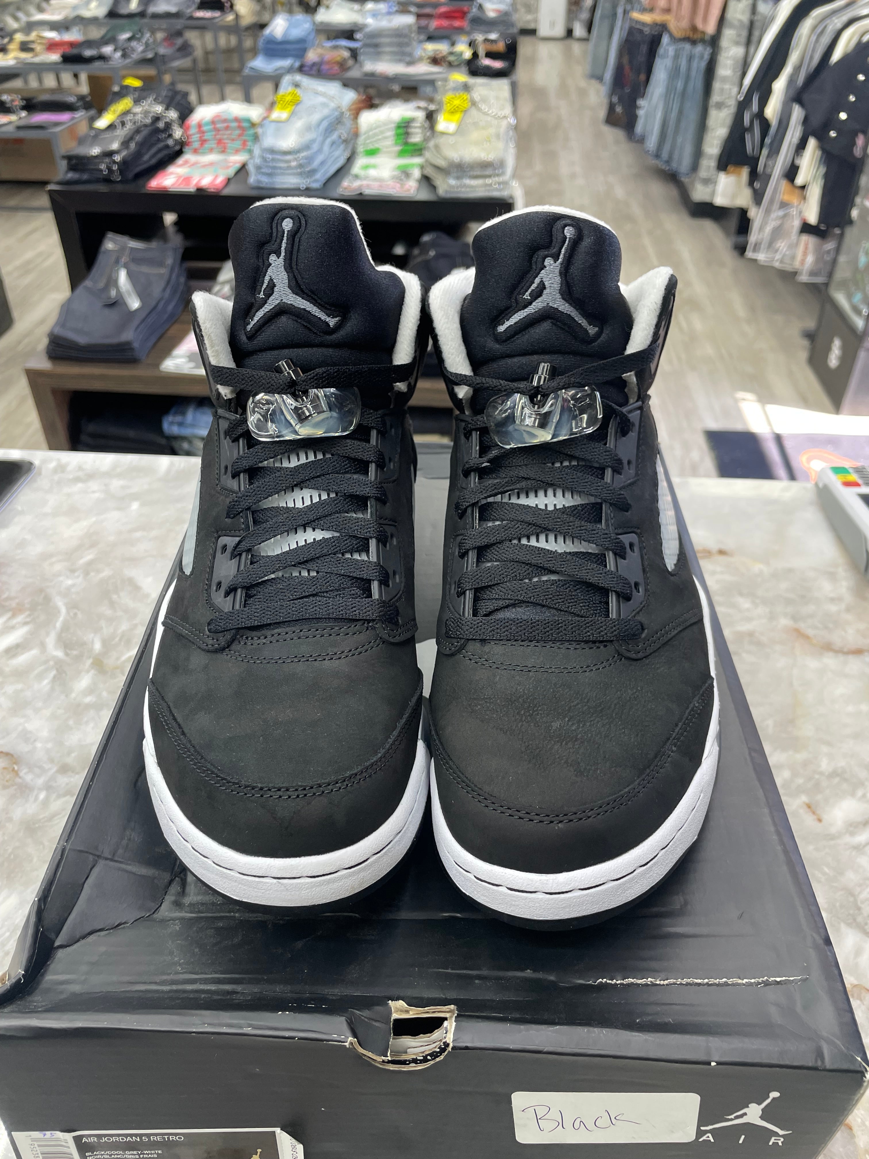 Air Jordan 5 – kicksby3y