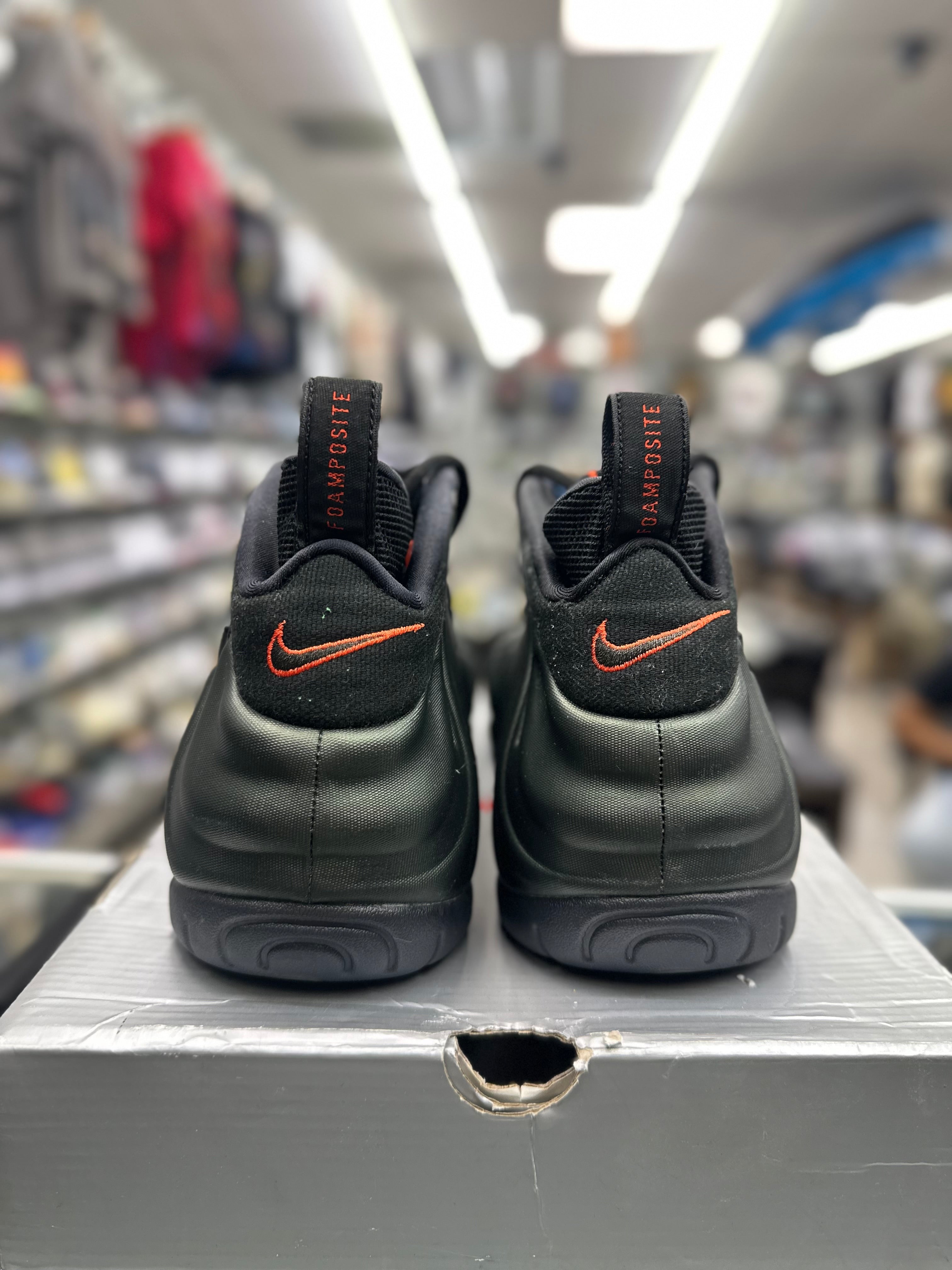 Nike Foamposite Pro "Sequoia" *Size 11.5 Preowned* 624041-304