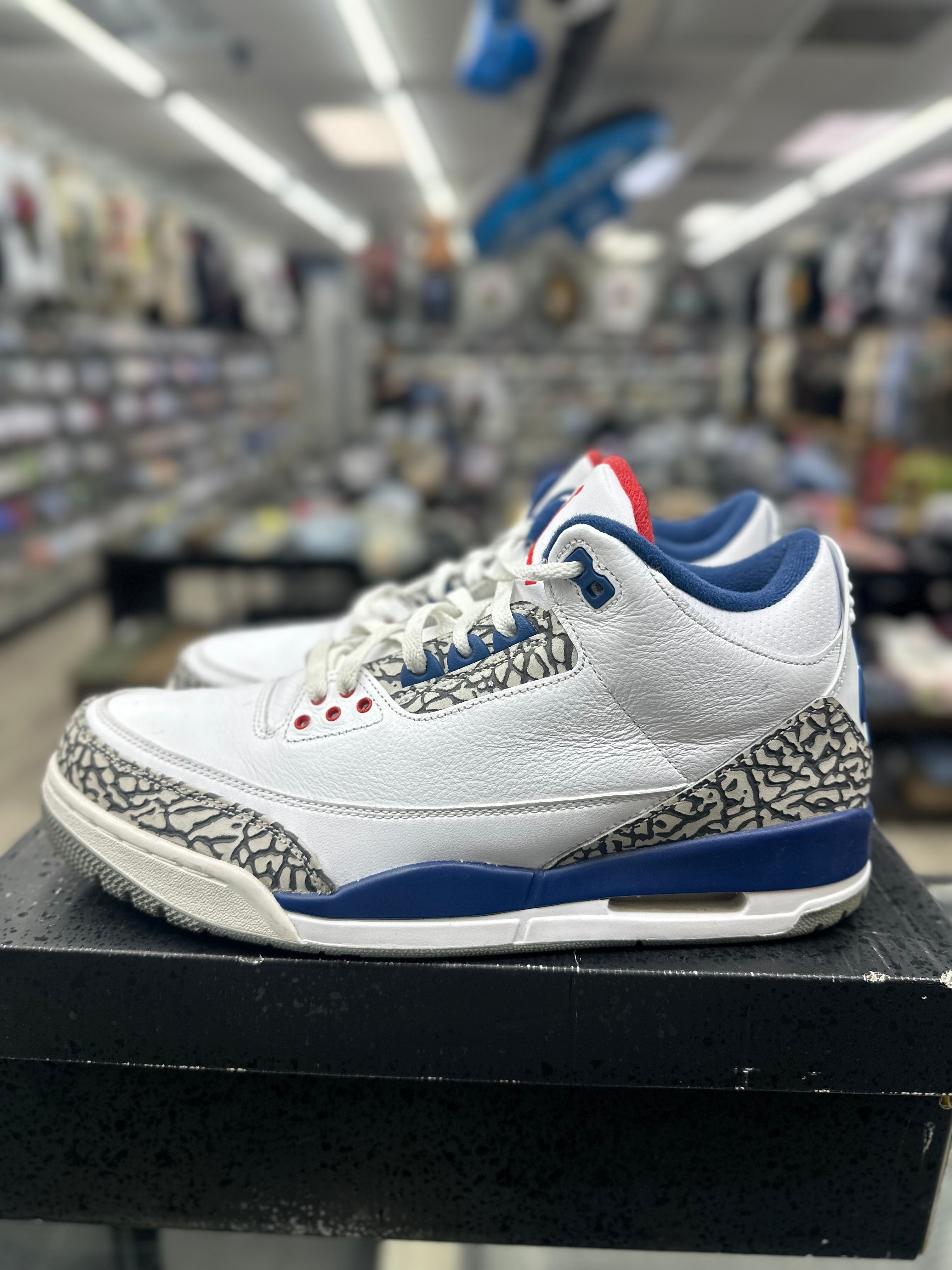 Air Jordan Retro 3 "True Blue" *Size 11.5 Preowned* 854262-106