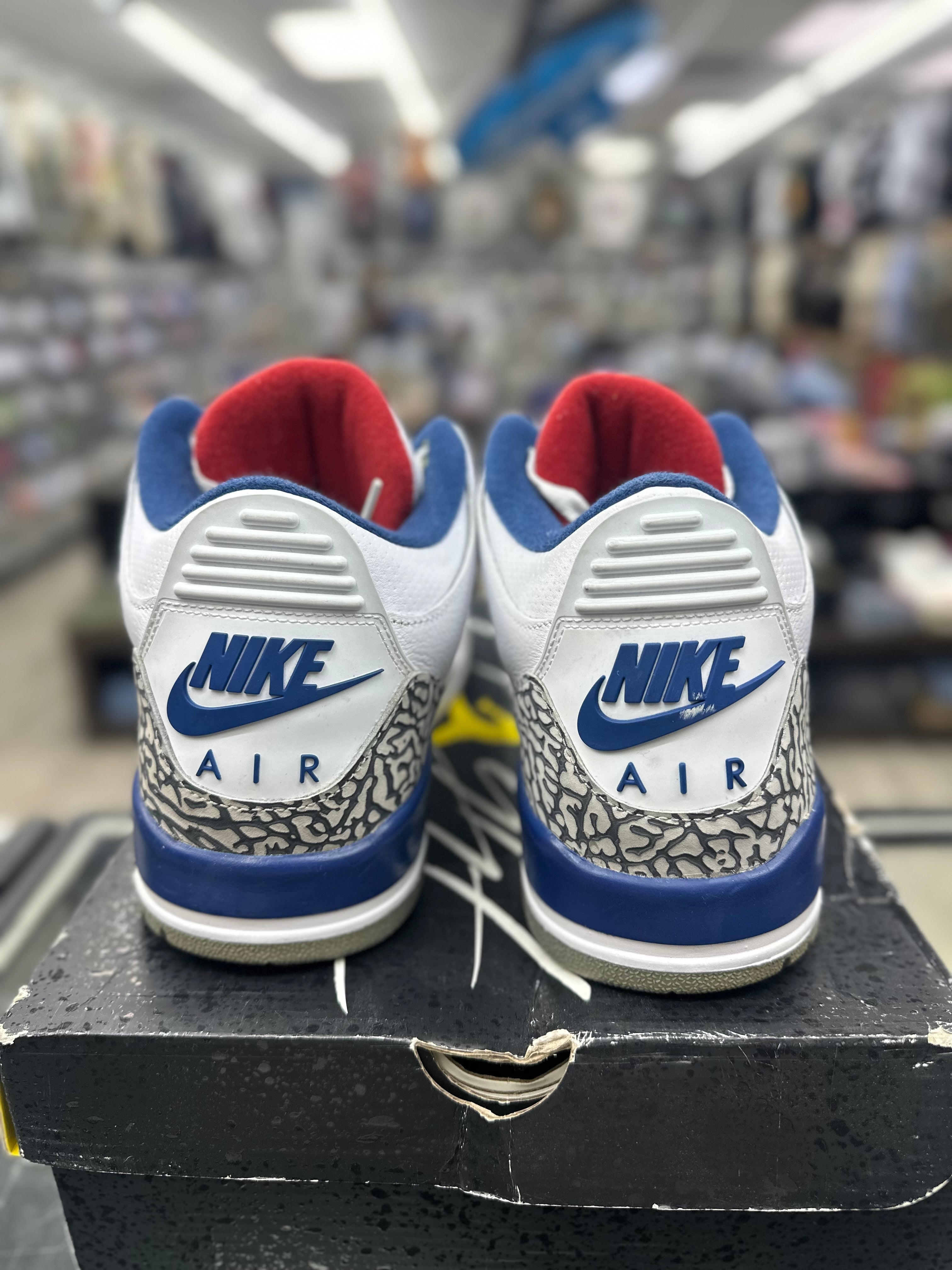Air Jordan Retro 3 "True Blue" *Size 11.5 Preowned* 854262-106