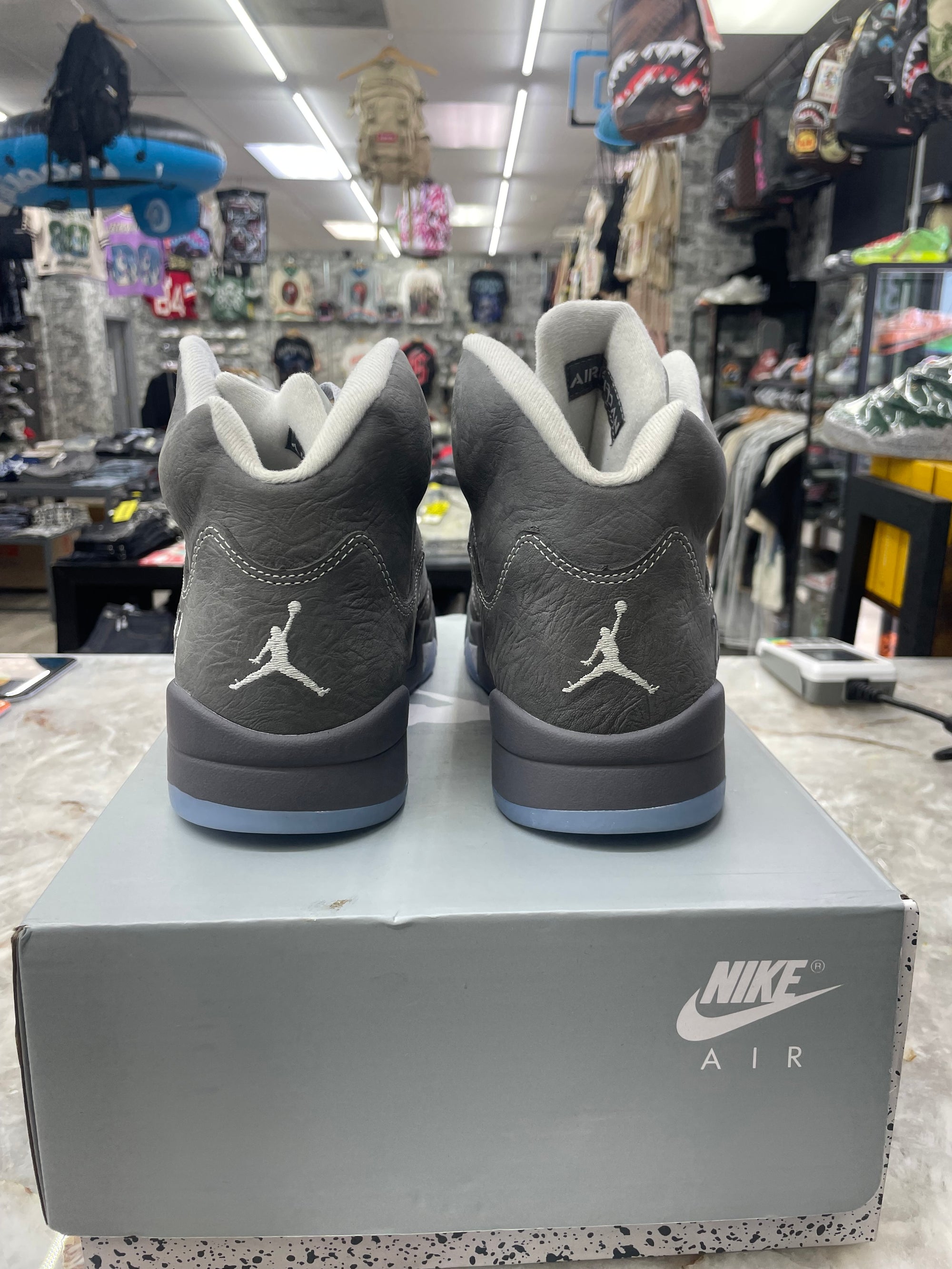 Air Jordan Retro 5 “Wolf Grey” *Size 10 Preowned* (DD0587-002)