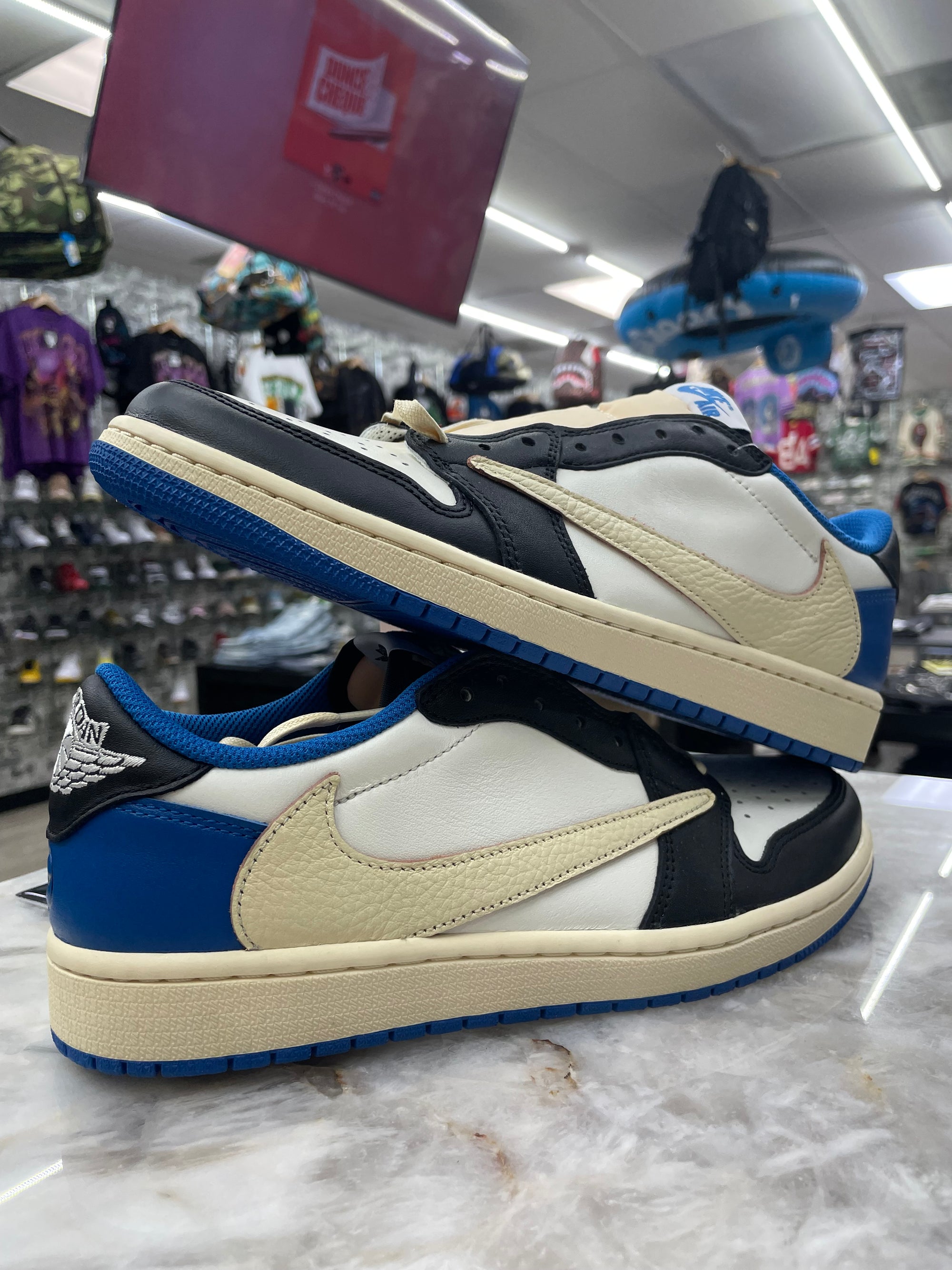 Air Jordan 1 Retro Low OG SP “Fragment x Travis Scott” (DM7866-140)
