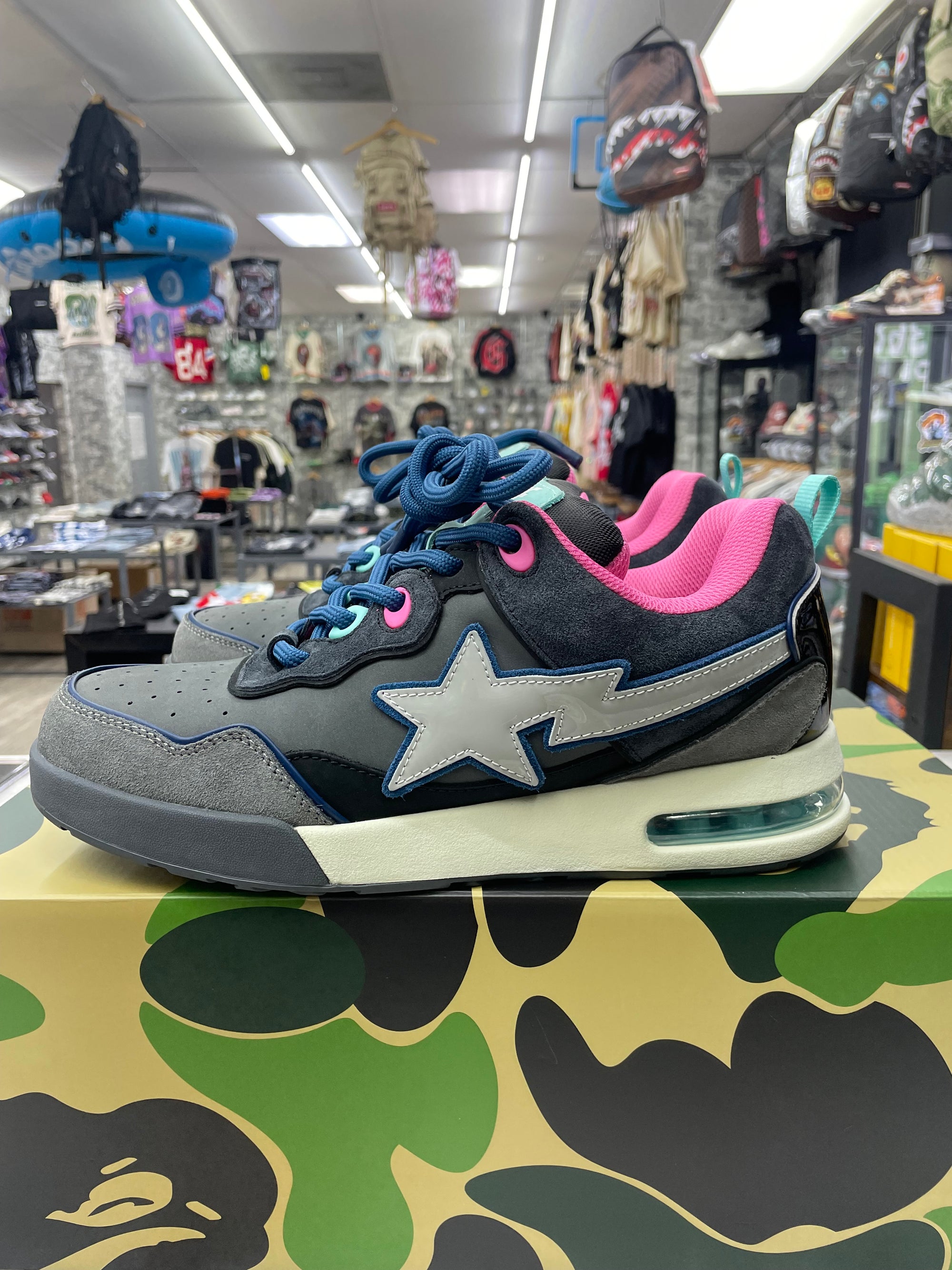 A Bathing Ape Flip Sta "