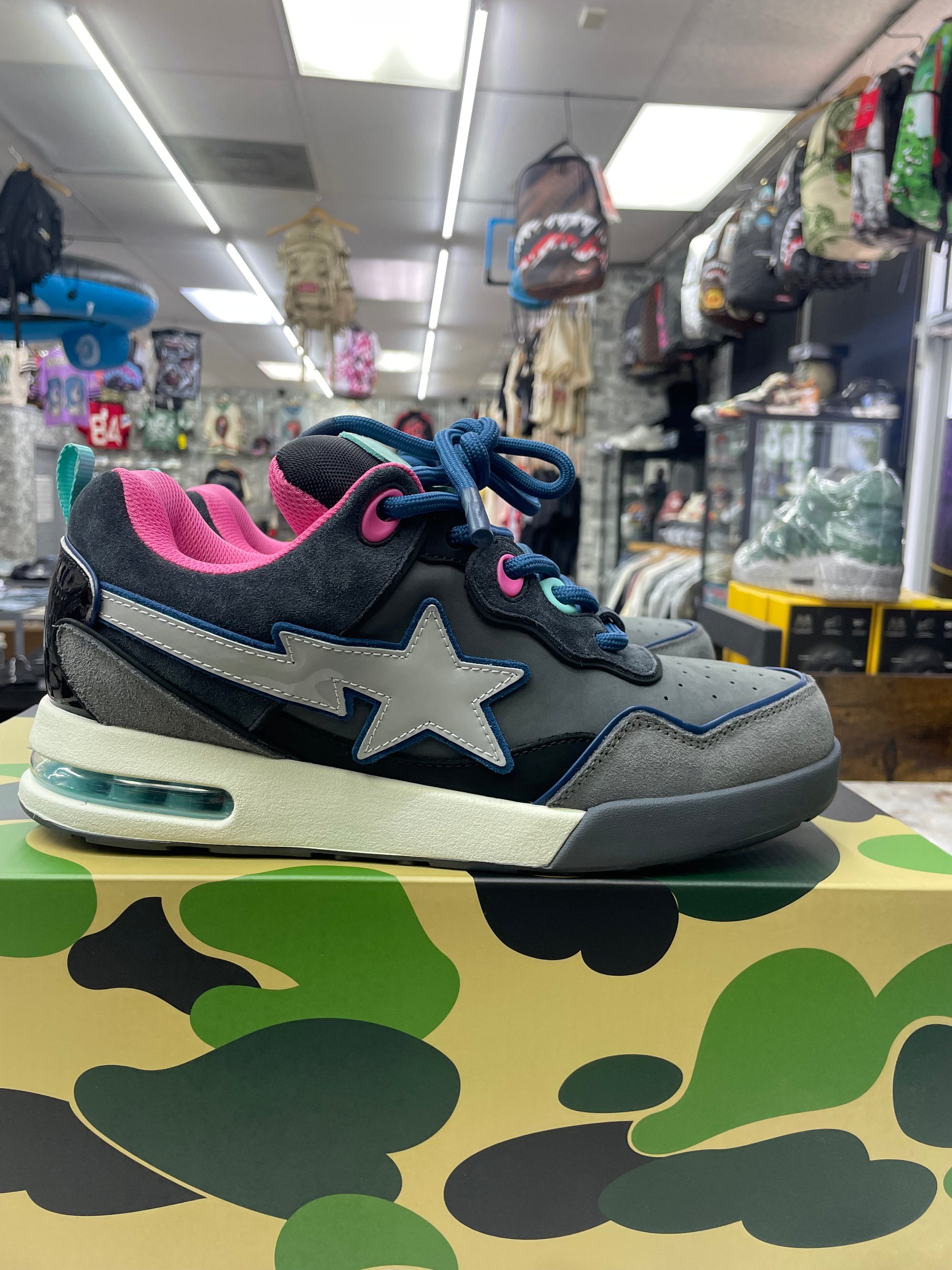 A Bathing Ape Flip Sta "