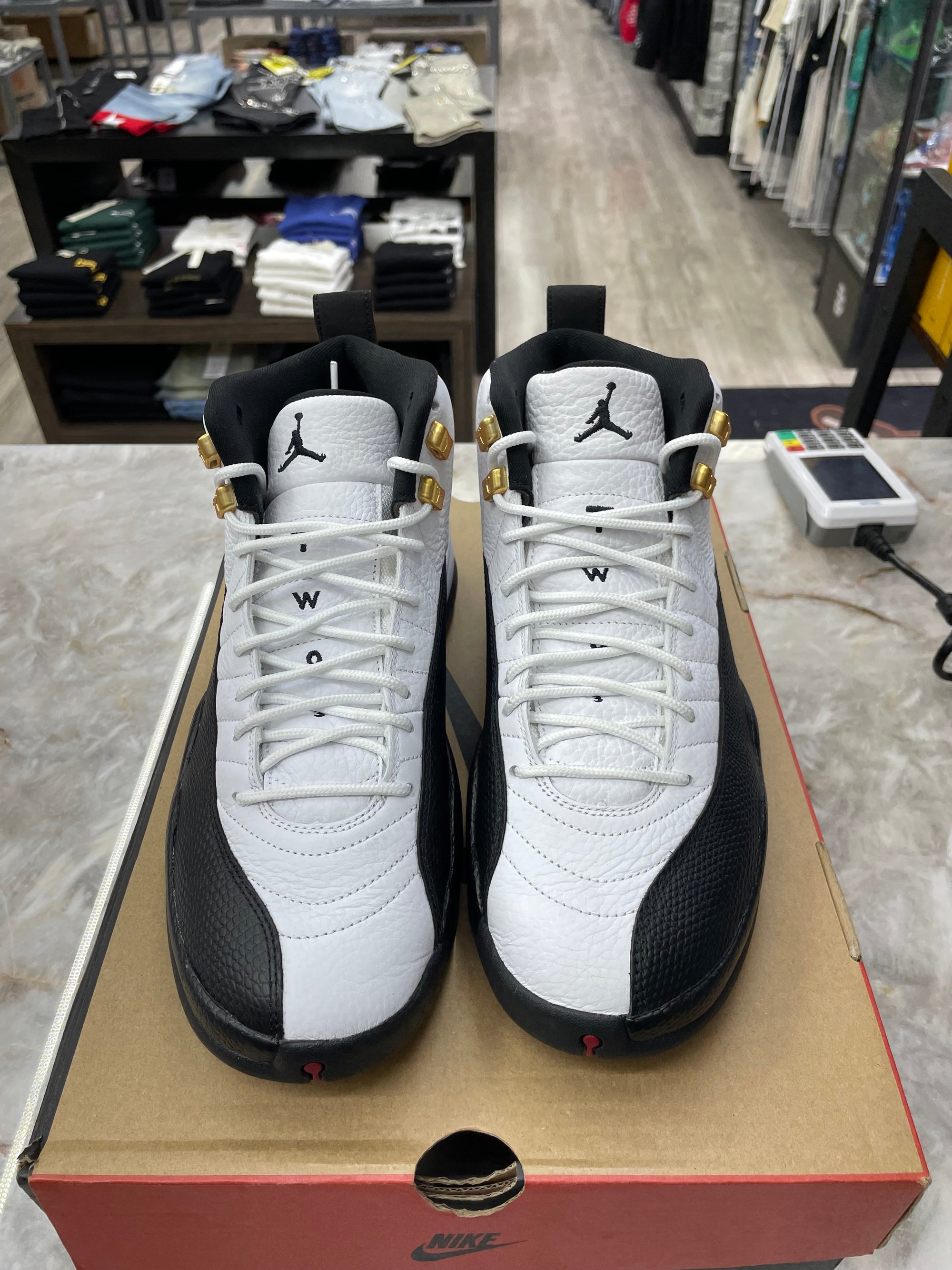Air Jordan Retro 12 “Taxi” *Size 10 Preowned* (CT8013-117)