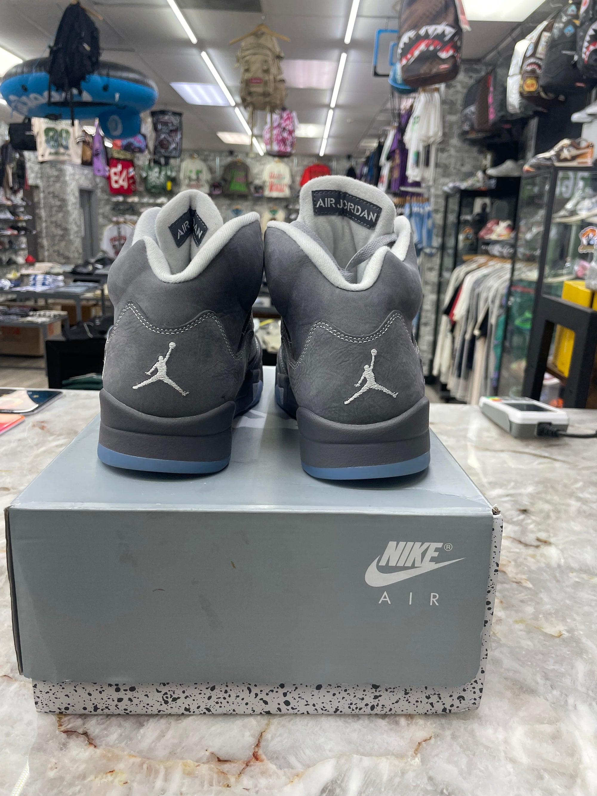 Air Jordan Retro 5 “Wolf Grey" *Size 9.5 Preowned* (DD0587-002)