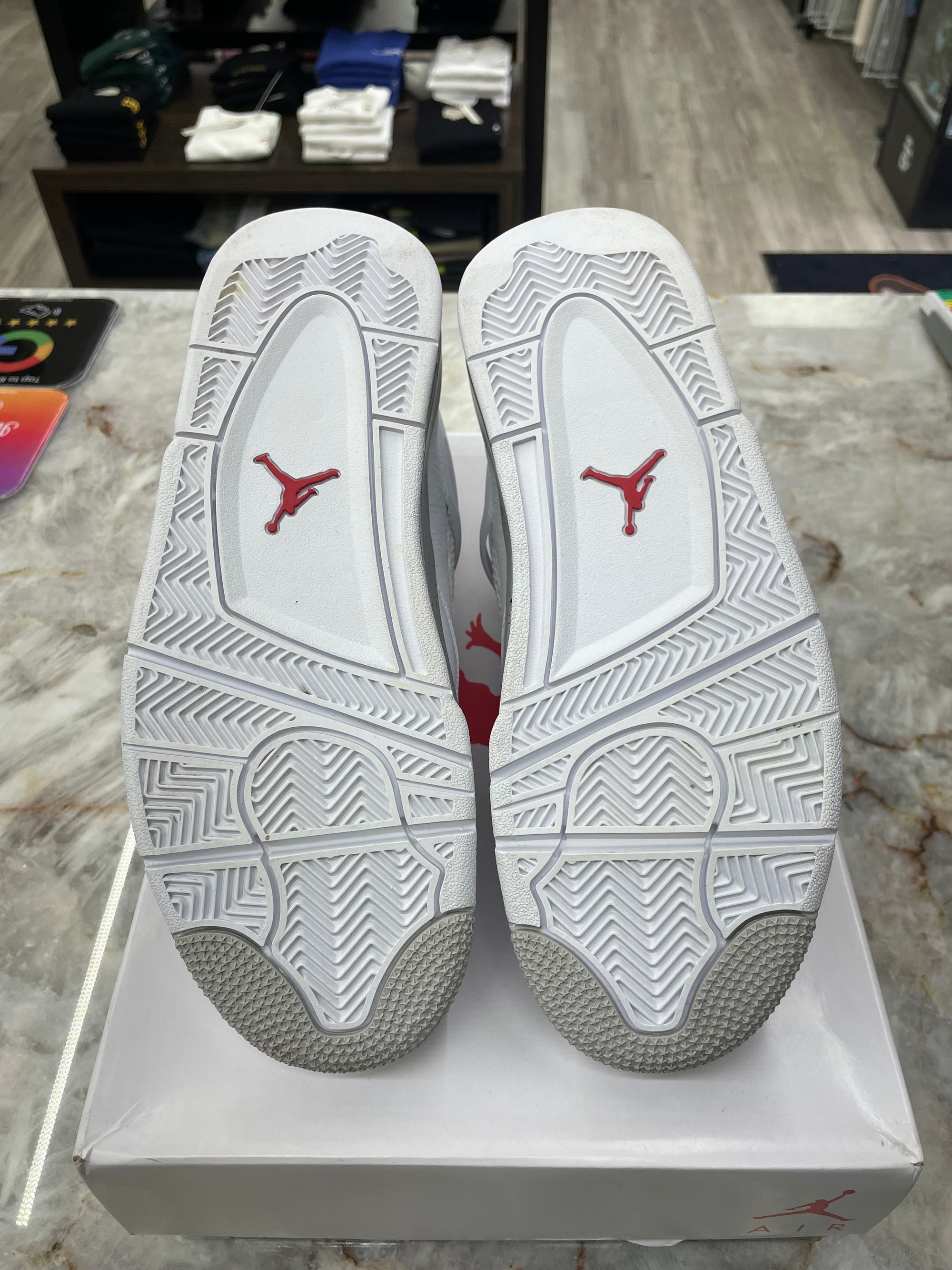 Air Jordan Retro 4  “White Oreo" *Size 8 Preowned* (CT8527-100)