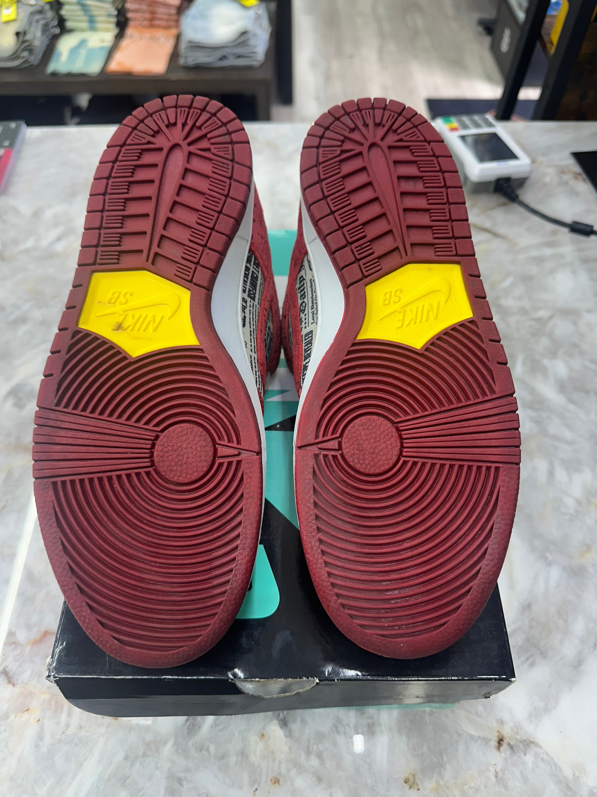 Nike SB Dunk Low "Rukus Crawfish" *Size 10.5 Preowned* (504750-660)