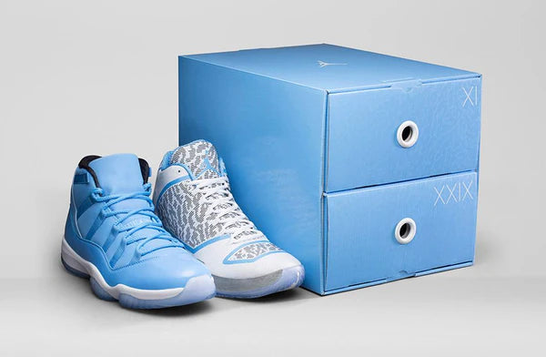 Air Jordan “Ultimate Gift Of Flight 11/29” (717602-900)