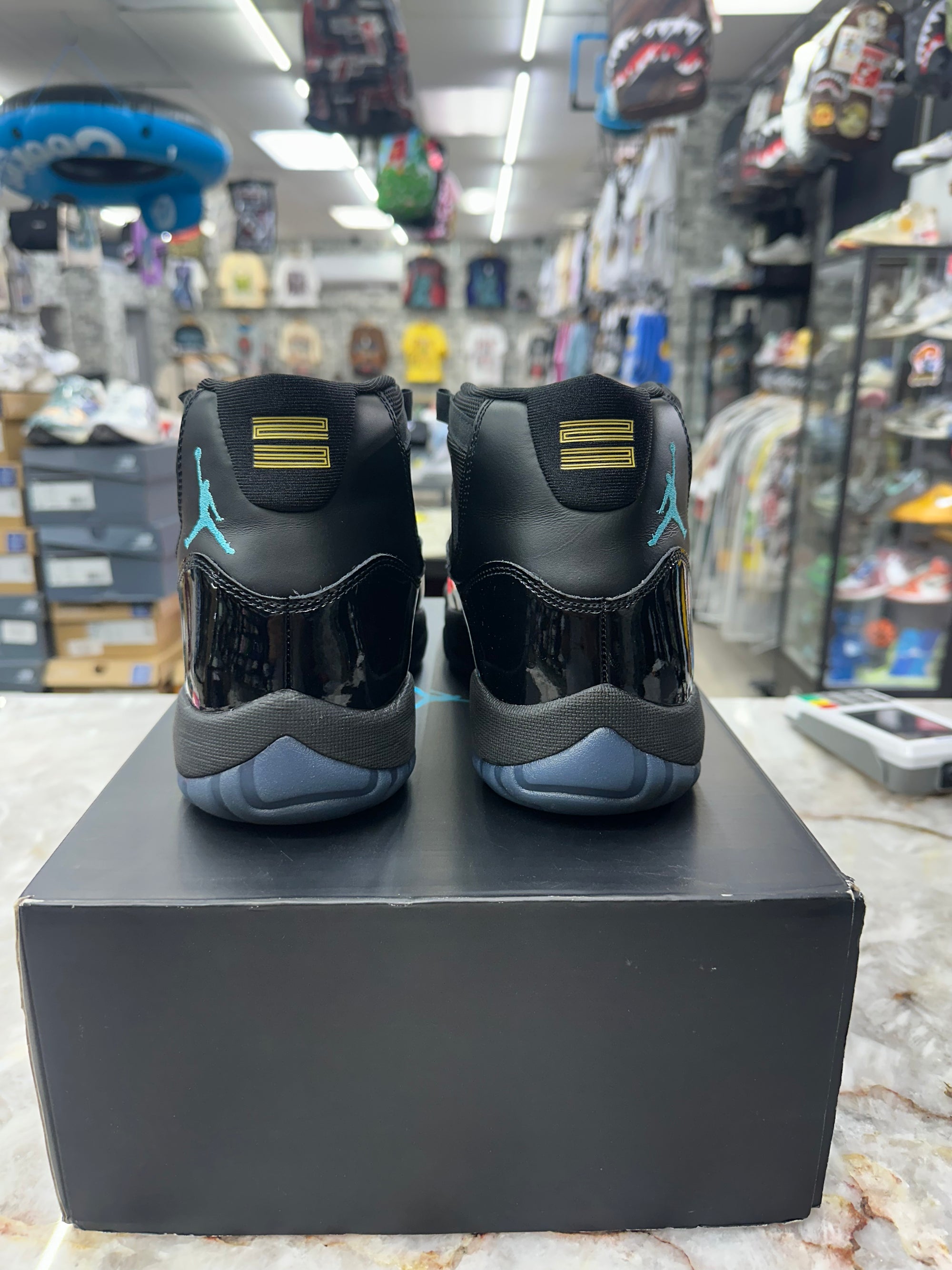 Air Jordan Retro 11 "Gamma Blue" *Size 10.5 Preowned* (CT8012-047)
