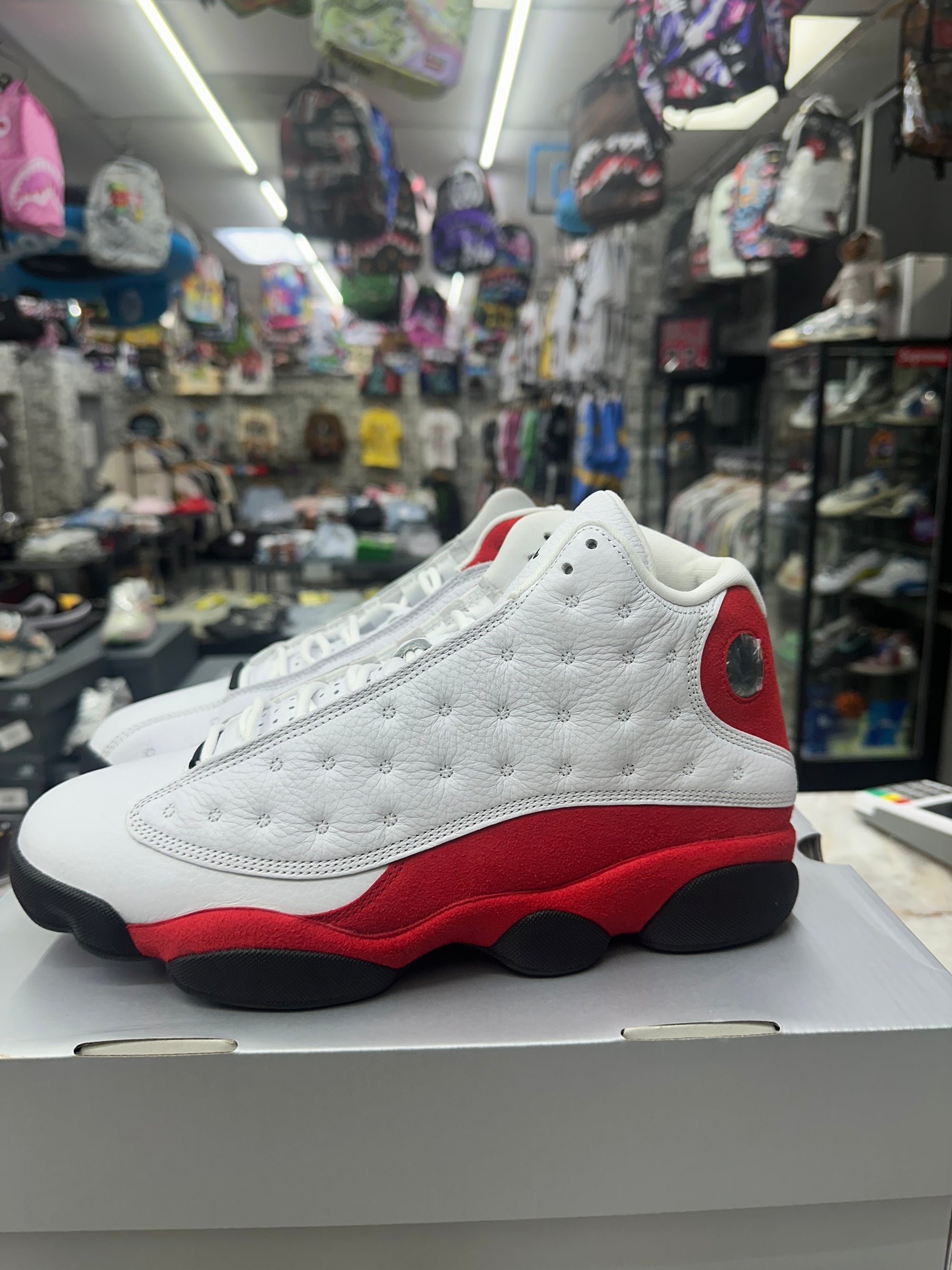 Air Jordan Retro 13 "OG Chicago" *Size 10.5 Preowned* (4145711-102)
