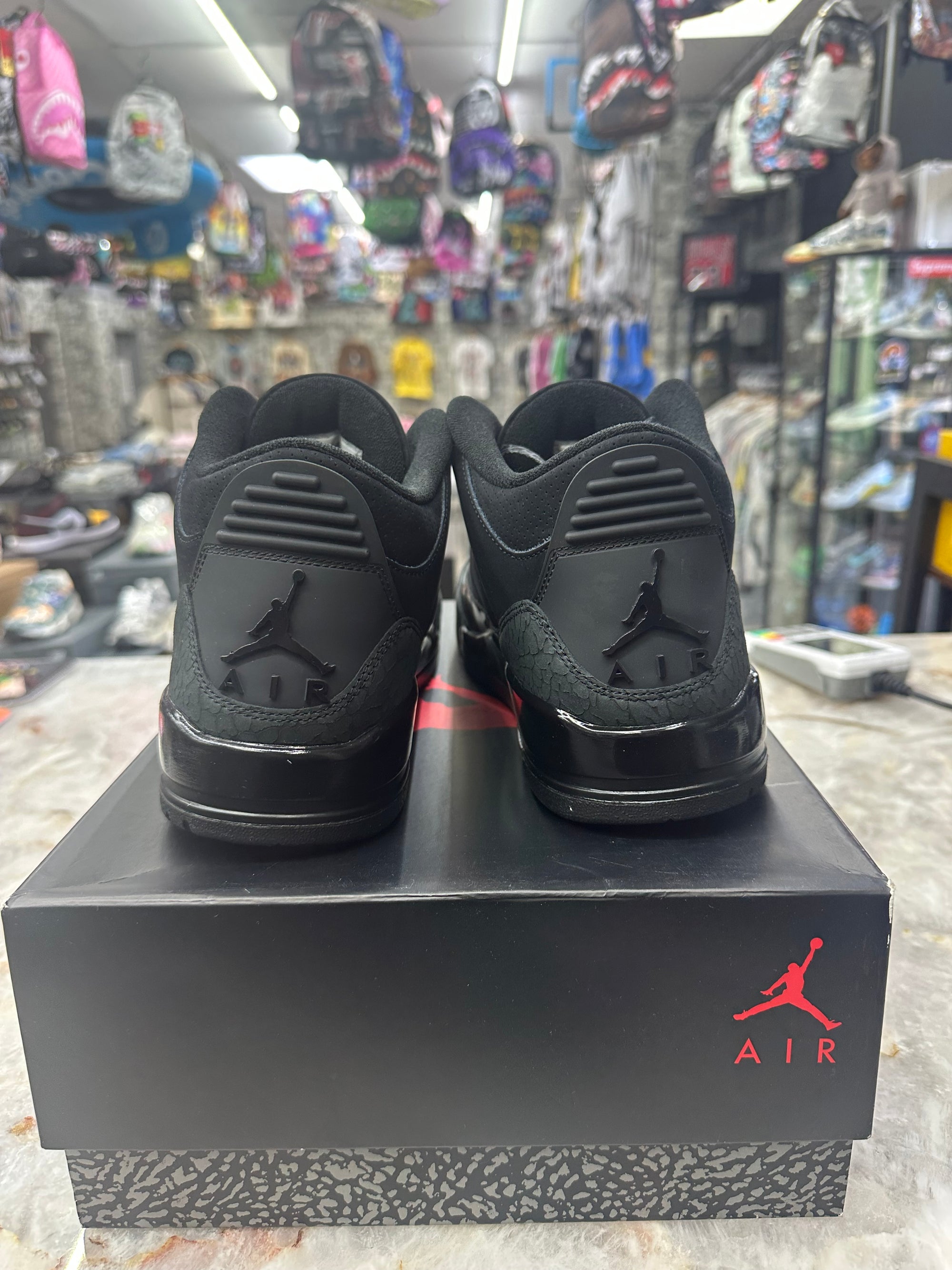 Air Jordan Retro 3 "Black Cat" *Size 11 Preowned* (CT8532-001)