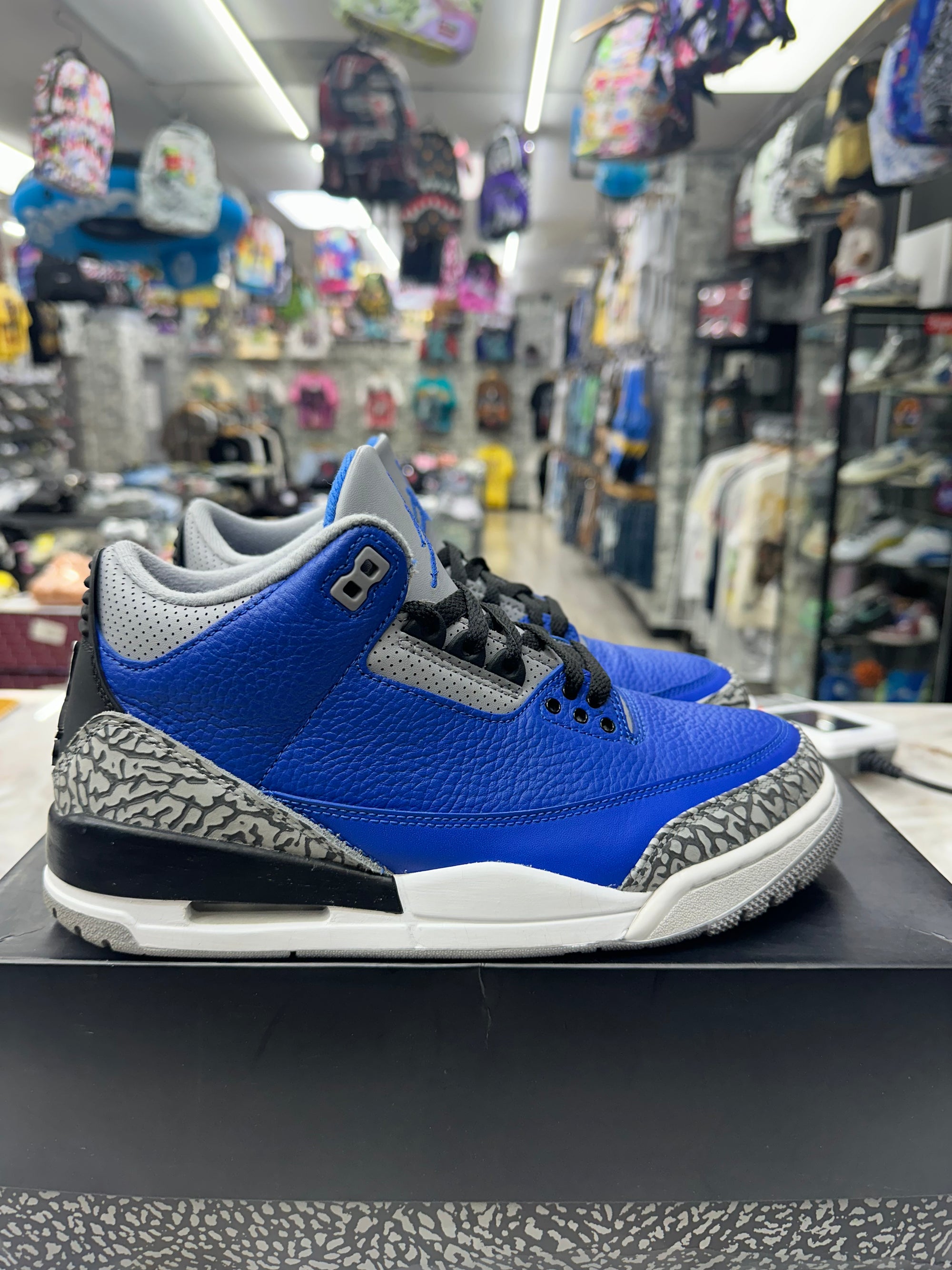 Air Jordan 3 Retro "Varsity Royal Cement" *Size 8 Preowned* (CT8532-400)