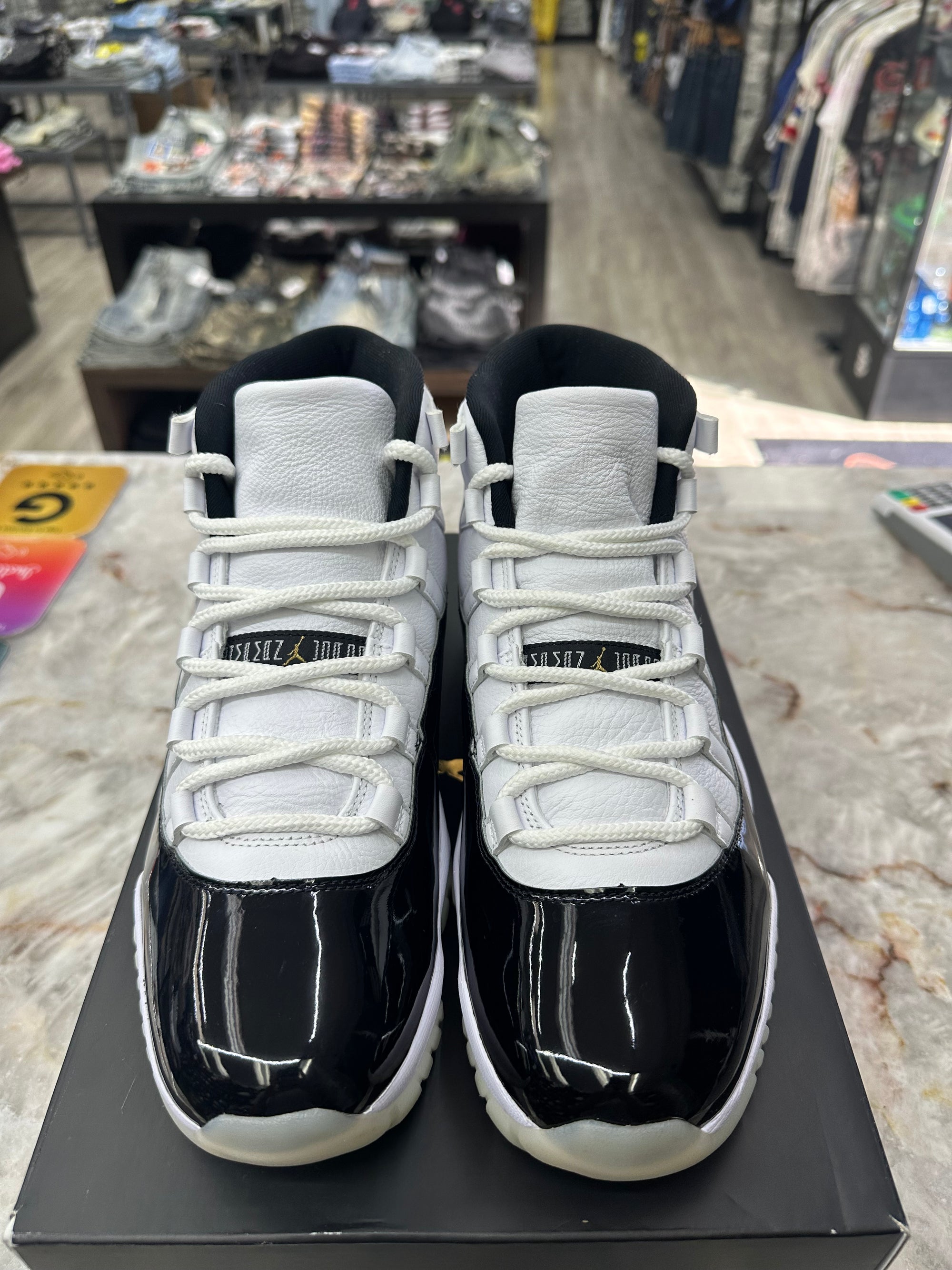 Air Jordan 11 Retro "DMP Gratitude" *Size 10.5 Preowned* CT8012-170