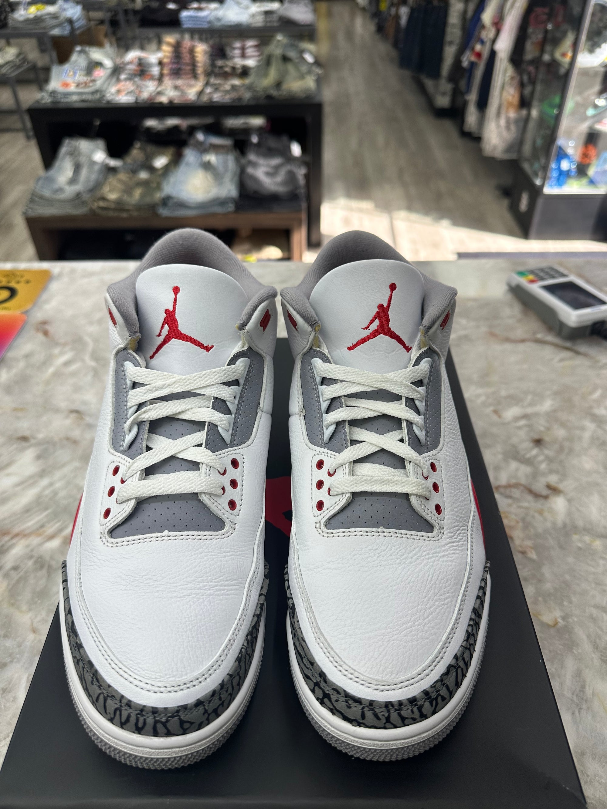 Air Jordan 3 Retro "Fire Red" *Size 11 Preowned* DN3707-160