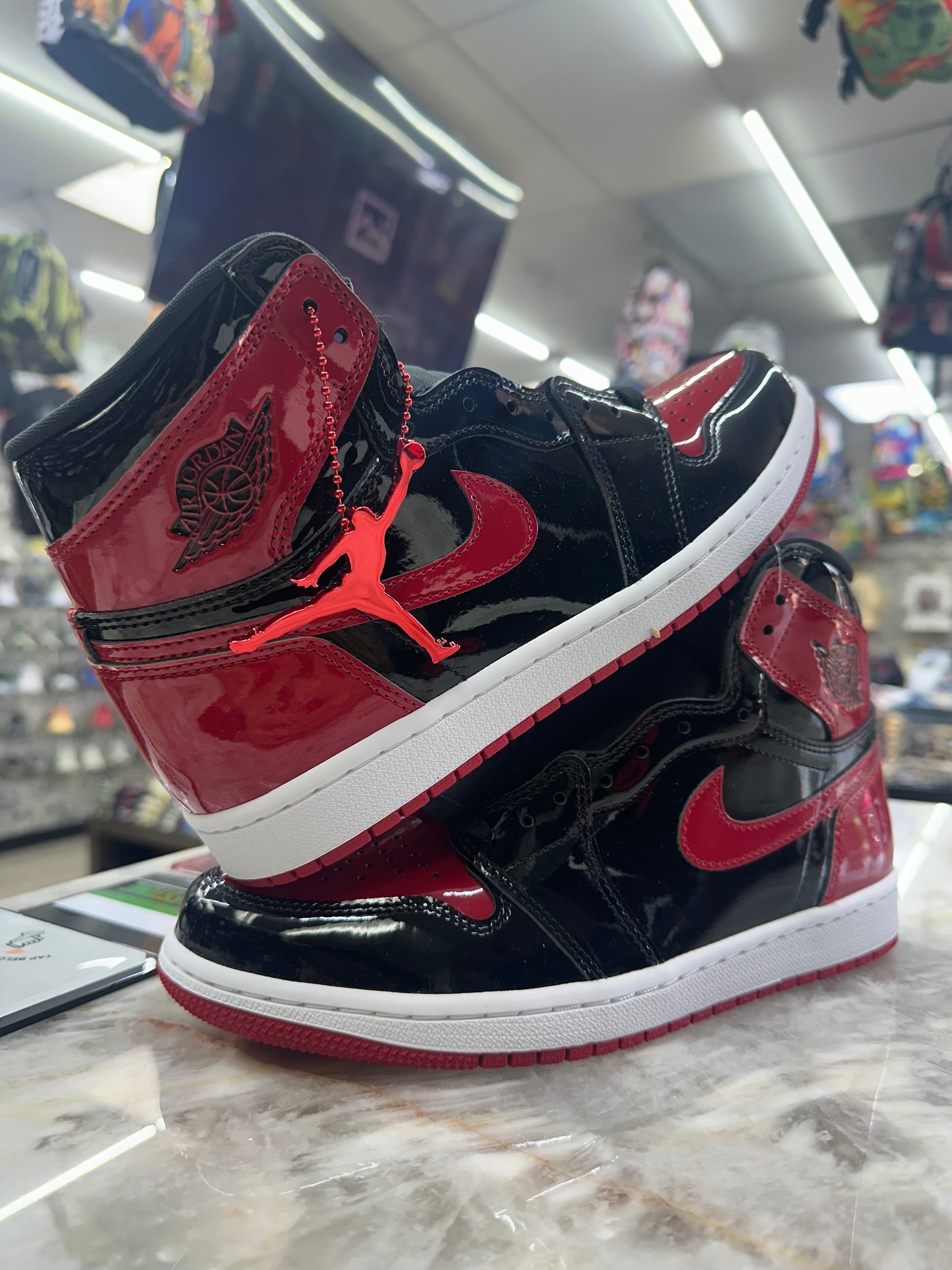 Air Jordan 1 Retro High "Patent Bred” (555088-063)