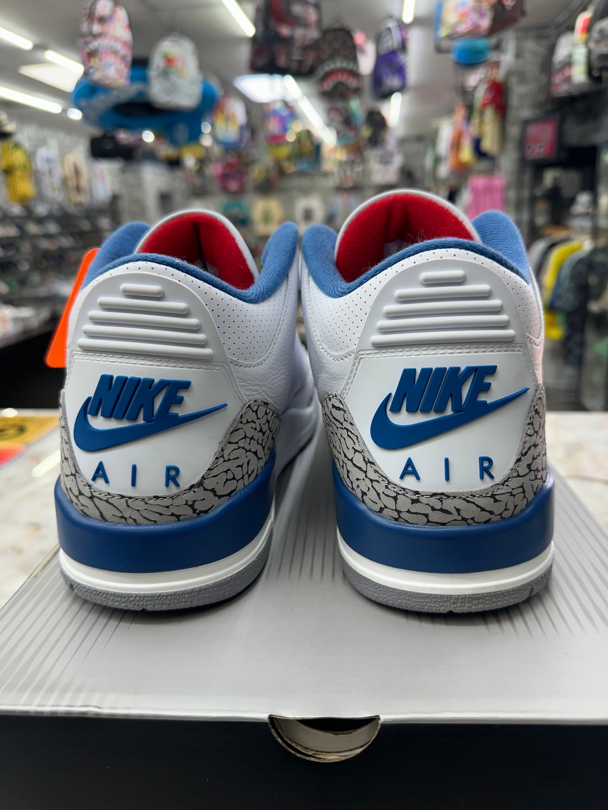Air Jordan 3 Retro "True Blue" *Size 10.5 Preowned* IF4396-104