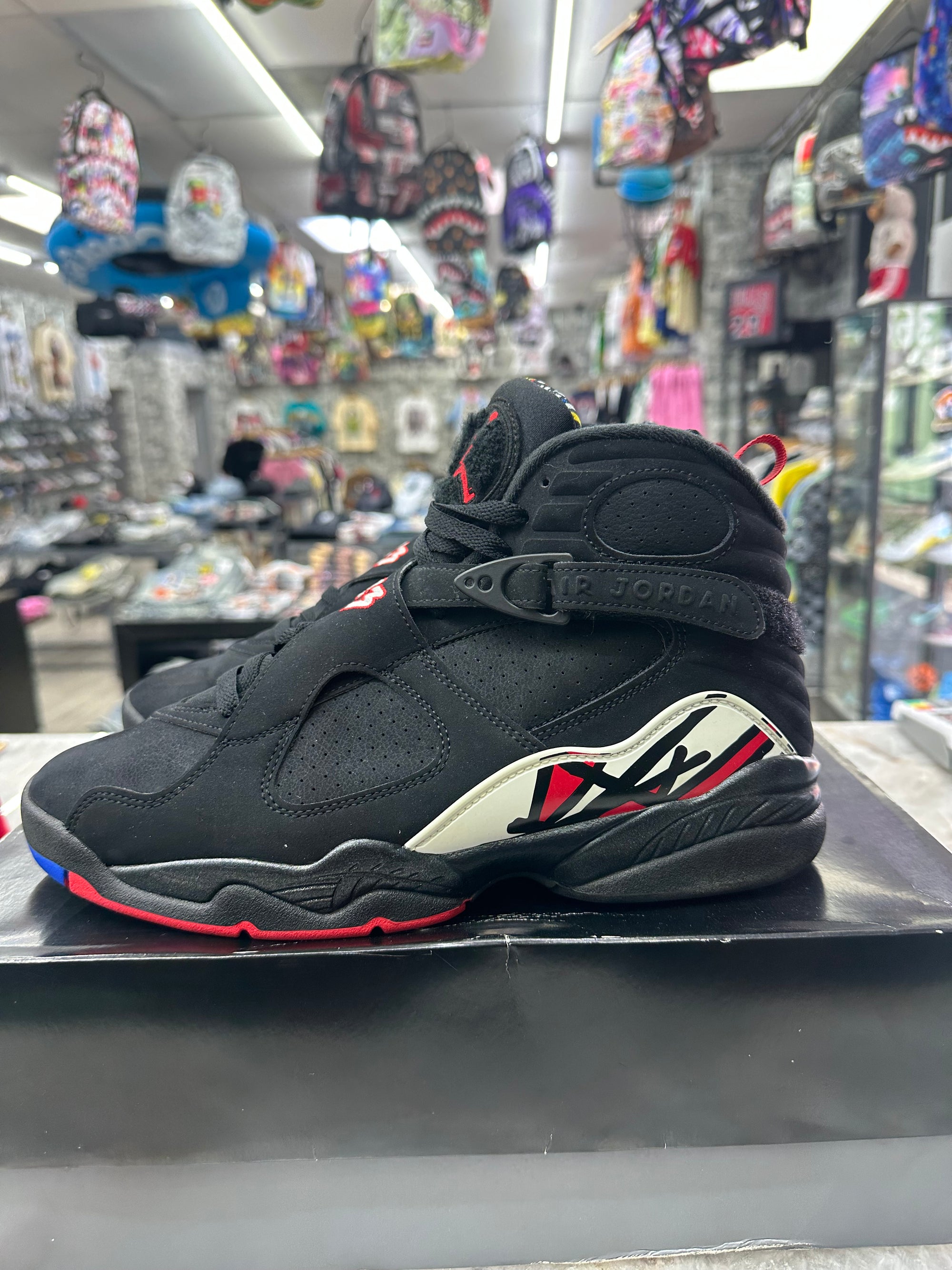 Air Jordan 8 Retro "Playoffs" *Size 9.5 Preowned* 305381-062