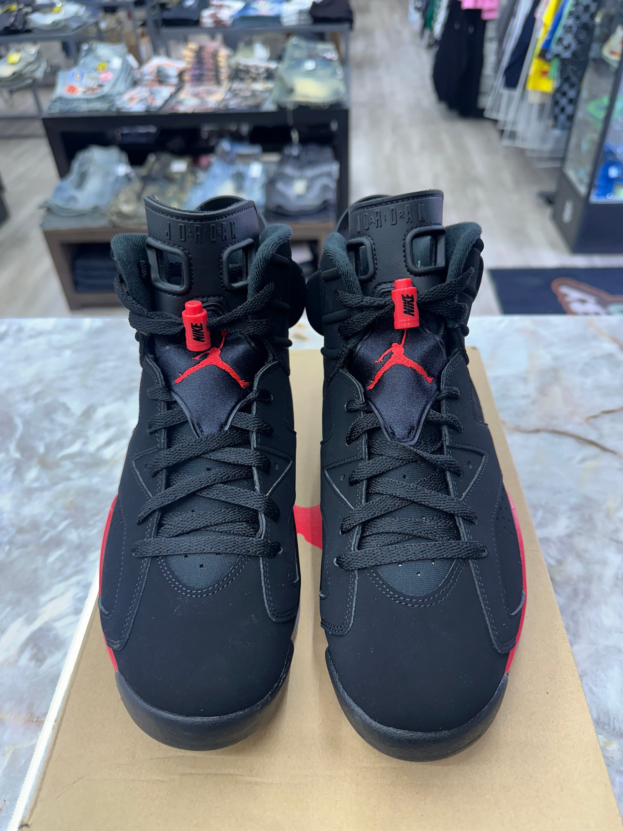 Air Jordan 6 Retro "Infrared Salesman" *Size 10.5 Preowned* CT8529-001