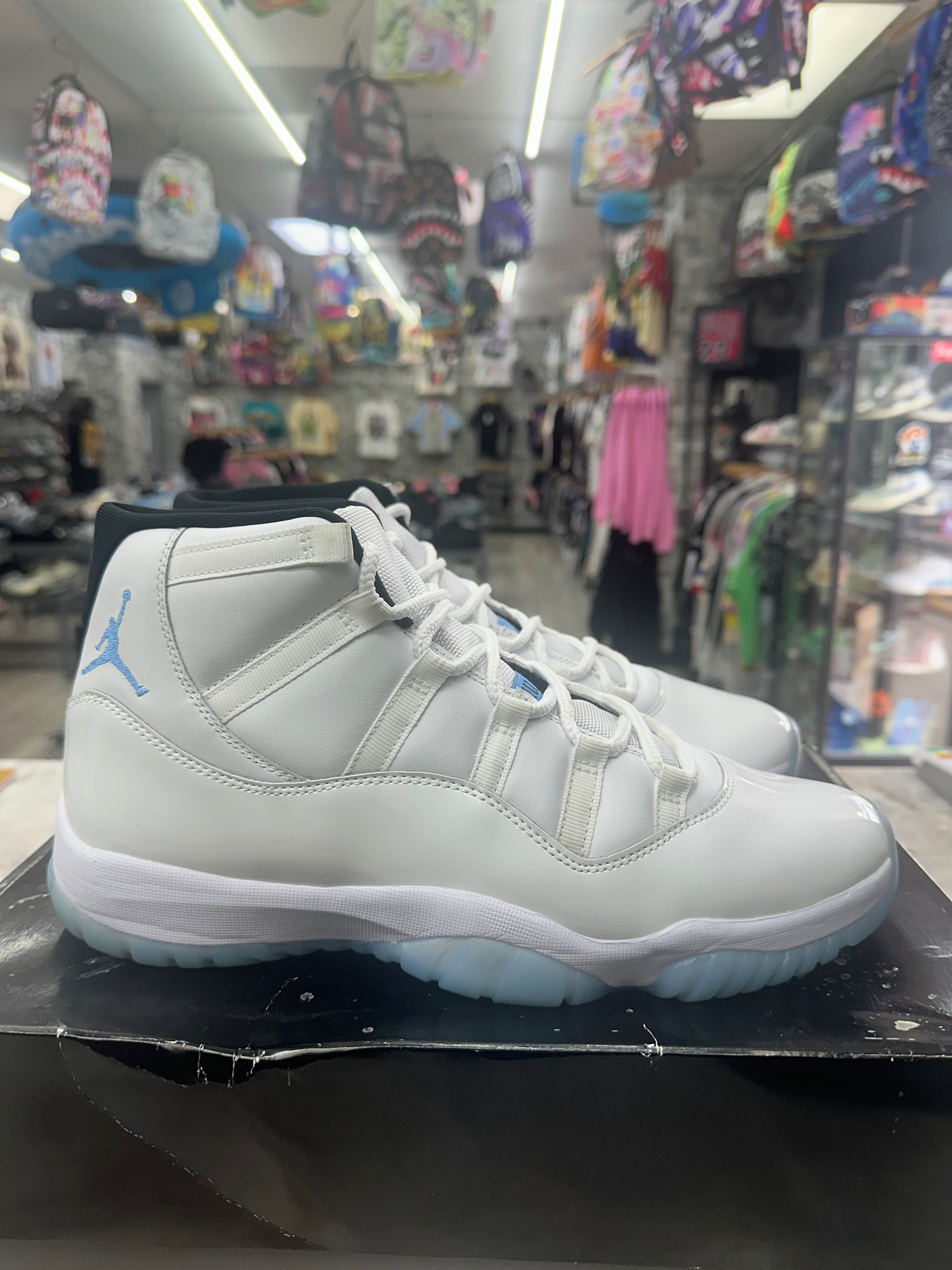 Air Jordan 11 Retro "Legend Blue" *Size 12 Preowned* CT8012-104