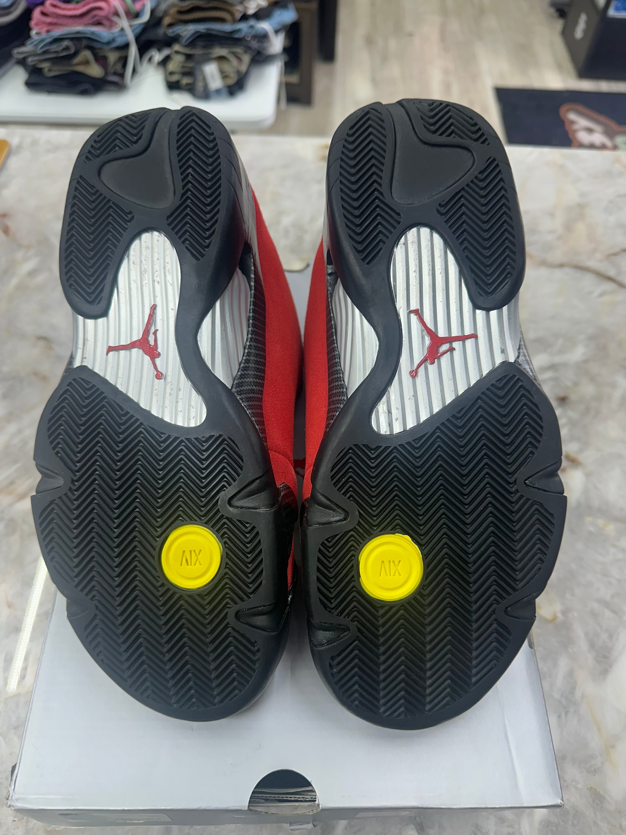 Air Jordan 14 Retro "Ferrari" *Size 11 Preowned* IF5015-600